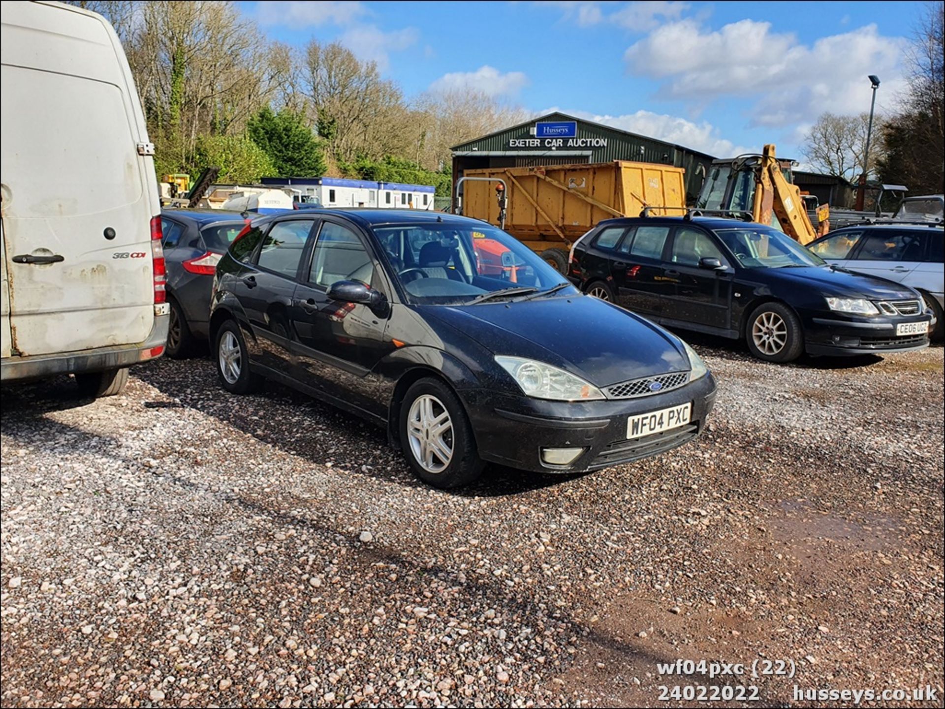 04/04 FORD FOCUS ZETEC - 1796cc 5dr Hatchback (Black) - Image 23 of 32