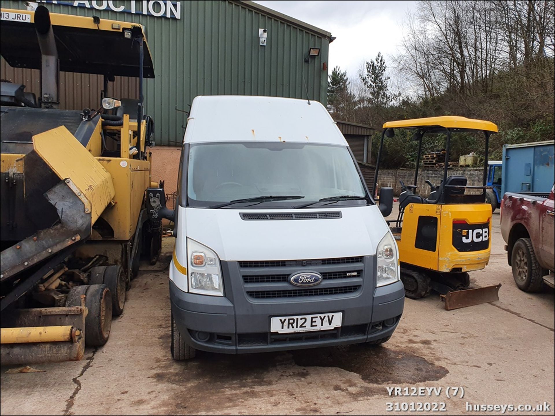 12/12 FORD TRANSIT 100 T350L RWD - 2402cc Van (White) - Image 7 of 22