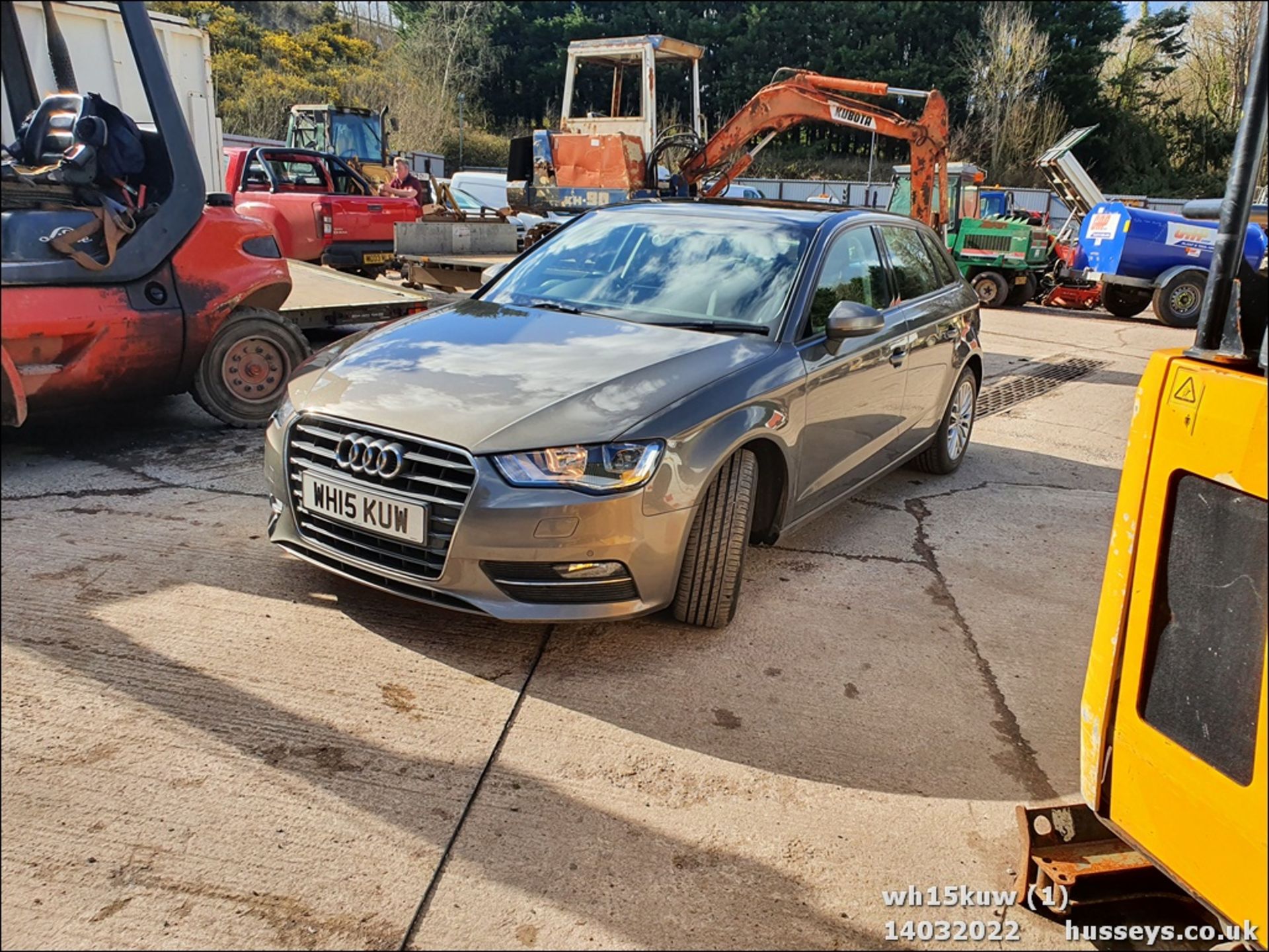 15/15 AUDI A3 SE TECHNIK TDI - 1598cc 5dr Hatchback (Grey, 68k) - Image 2 of 42