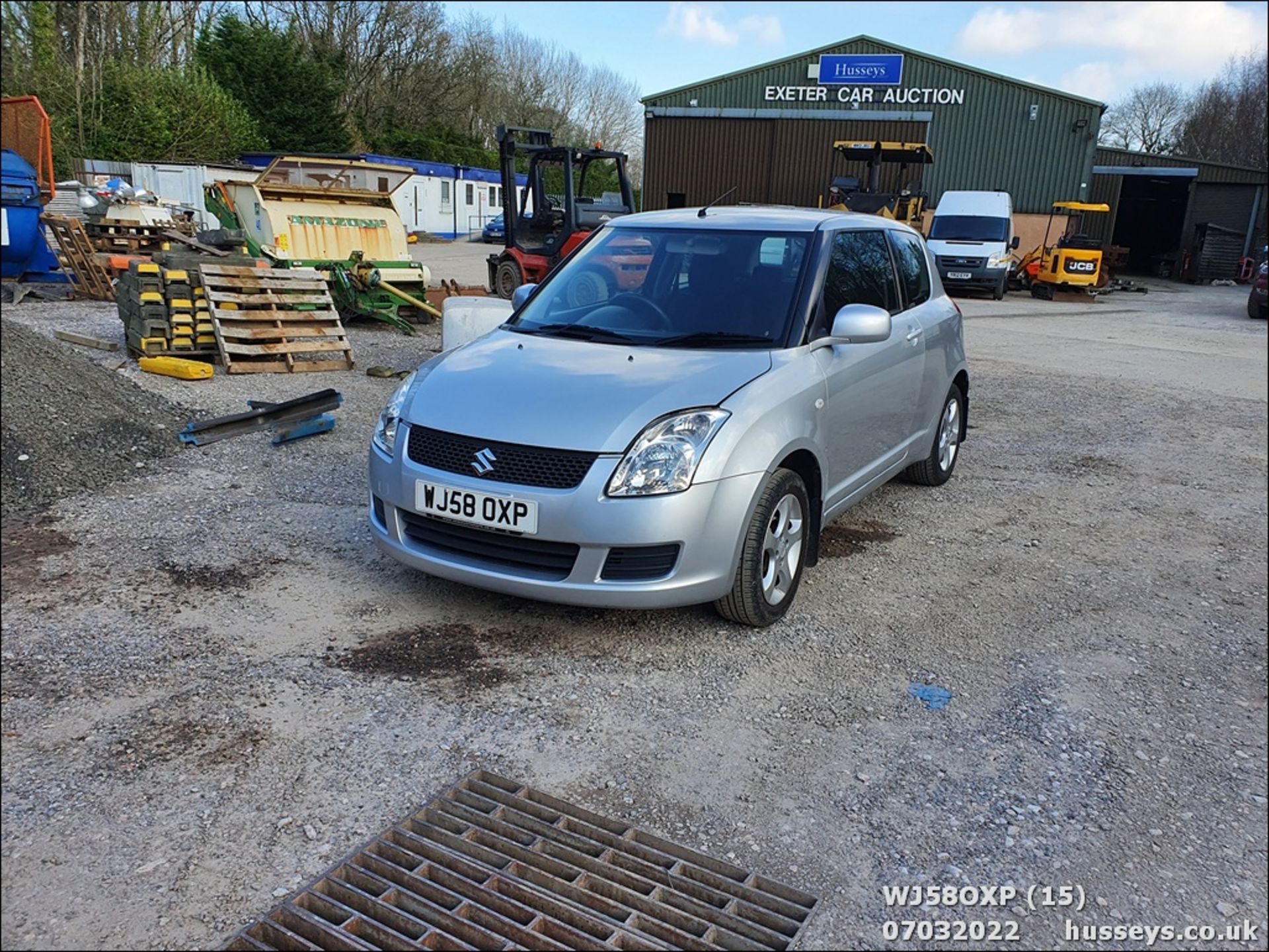 08/58 SUZUKI SWIFT GL 3DR - 1328cc 3dr Hatchback (Silver, 59k) - Image 16 of 36