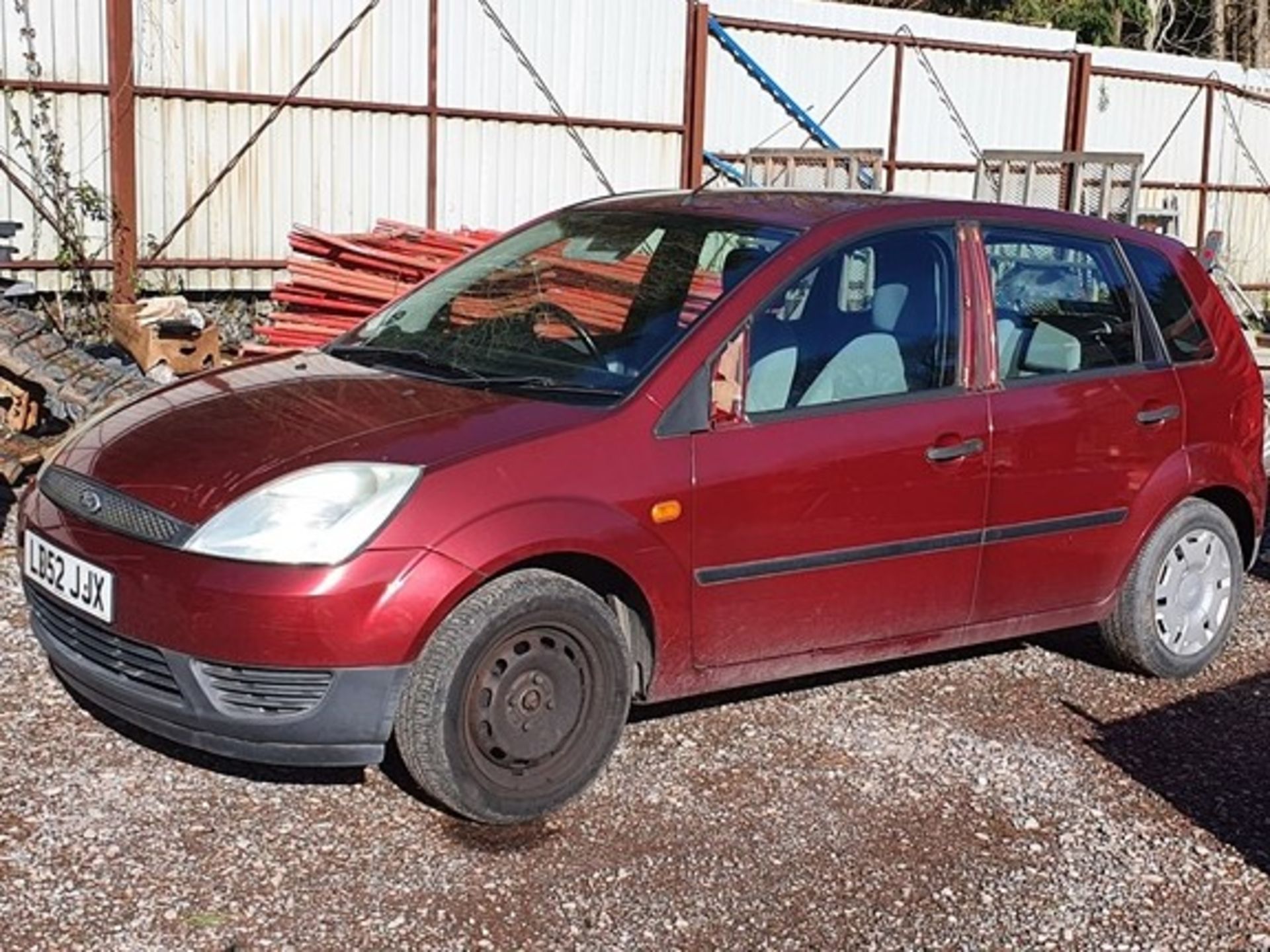 02/52 FORD FIESTA LX - 1388cc 5dr Hatchback (Red, 37k)