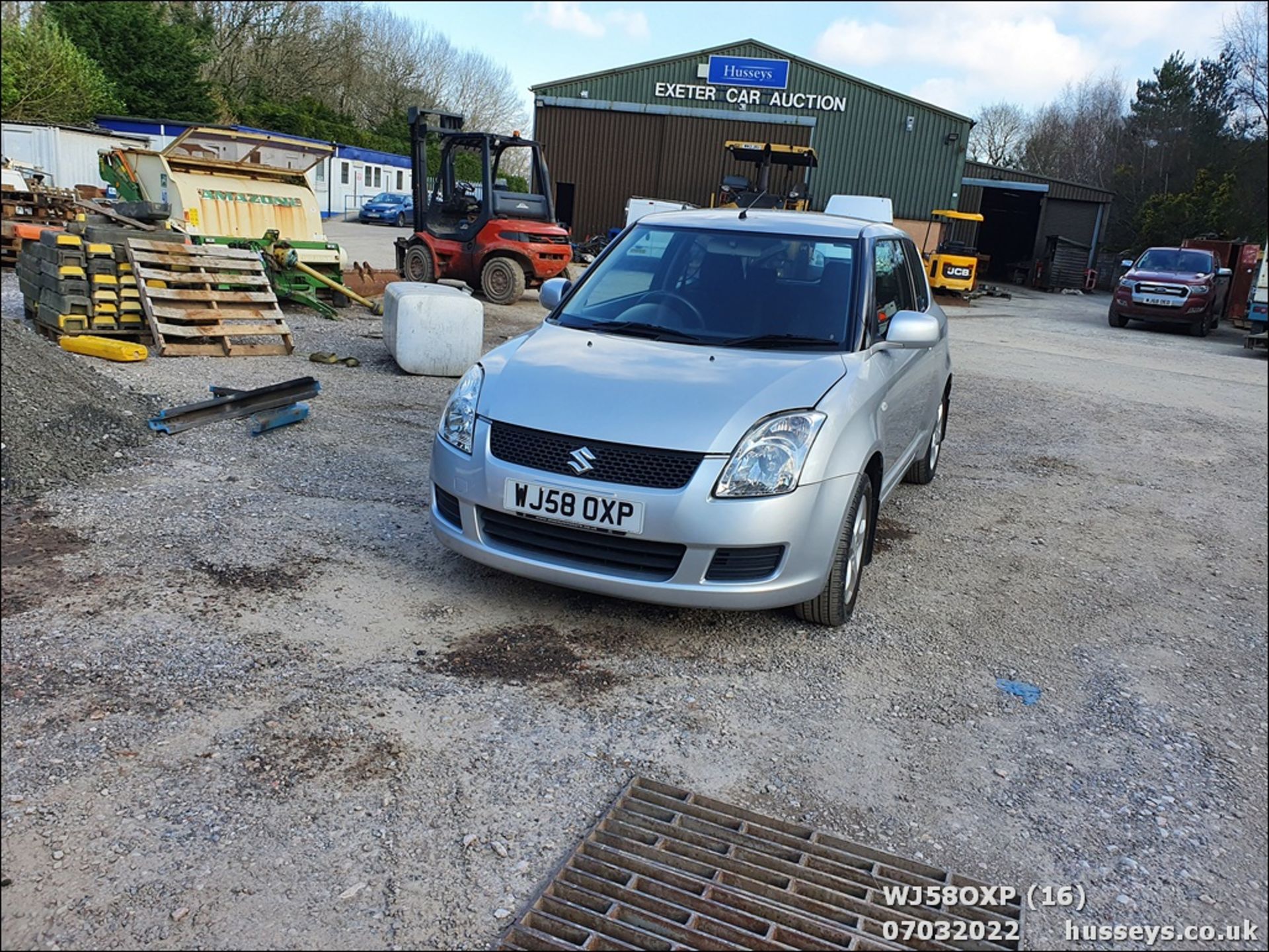 08/58 SUZUKI SWIFT GL 3DR - 1328cc 3dr Hatchback (Silver, 59k) - Image 17 of 36