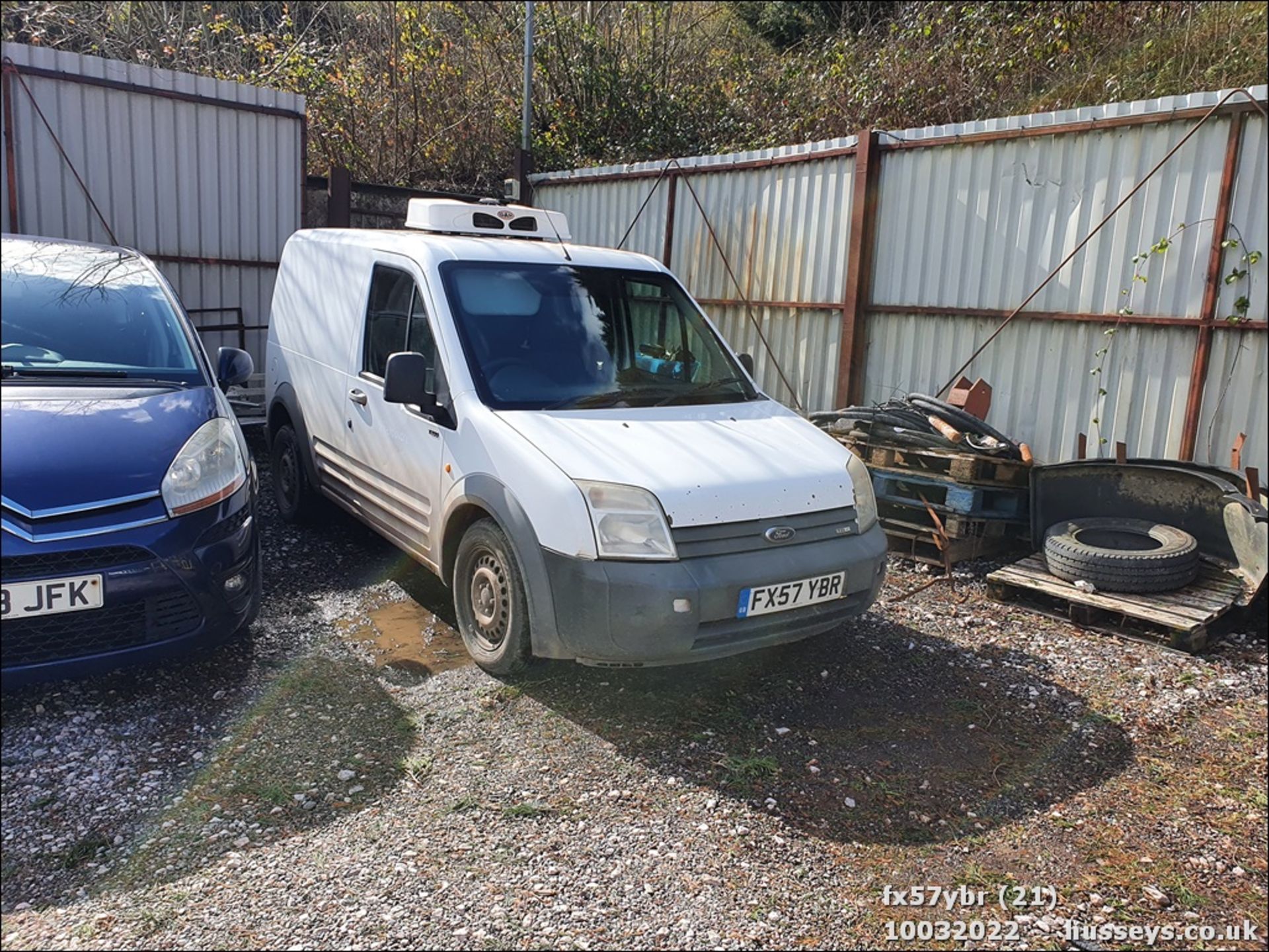 07/57 FORD TRANSIT CONNECT REFRIDGERATED T200 75 - 1753cc 4dr Van (White, 202k) - Image 21 of 22