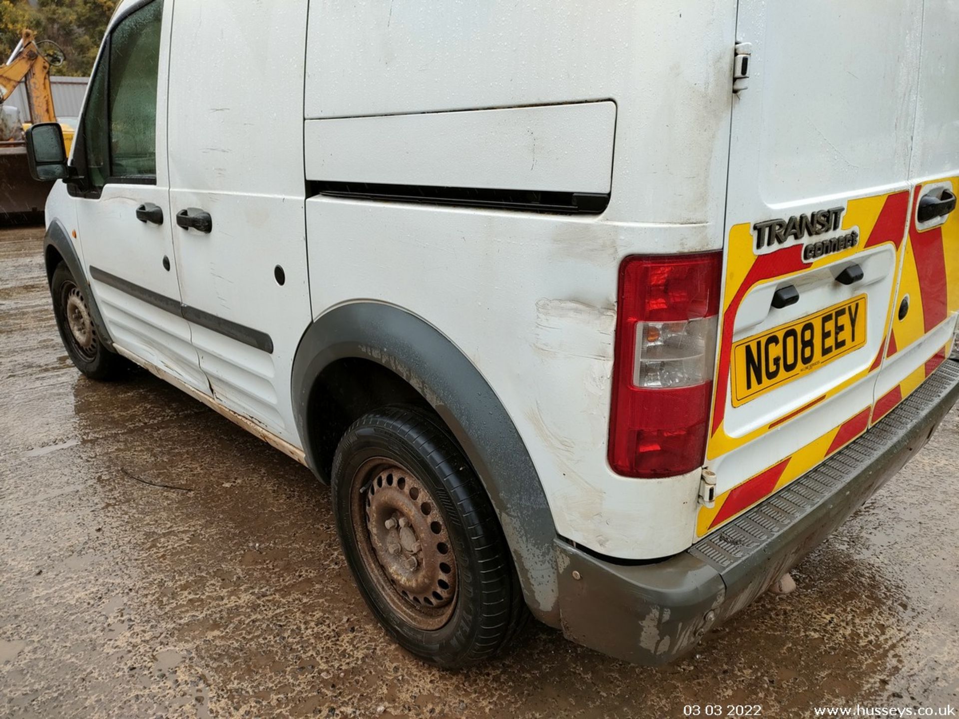 08/08 FORD TRANSIT CONN T200 L75 - 1753cc 5dr Van (White) - Image 11 of 25