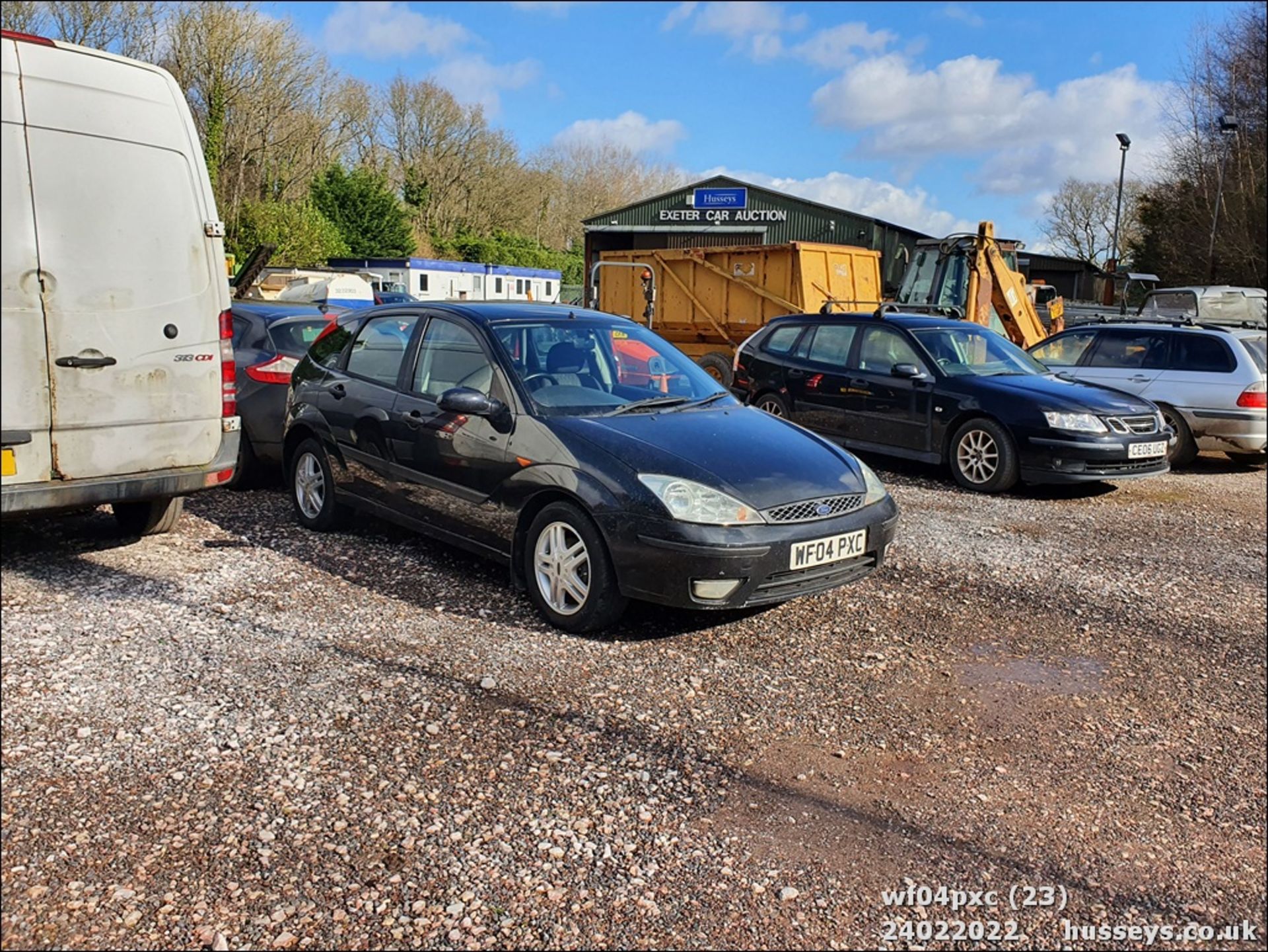 04/04 FORD FOCUS ZETEC - 1796cc 5dr Hatchback (Black) - Image 24 of 32