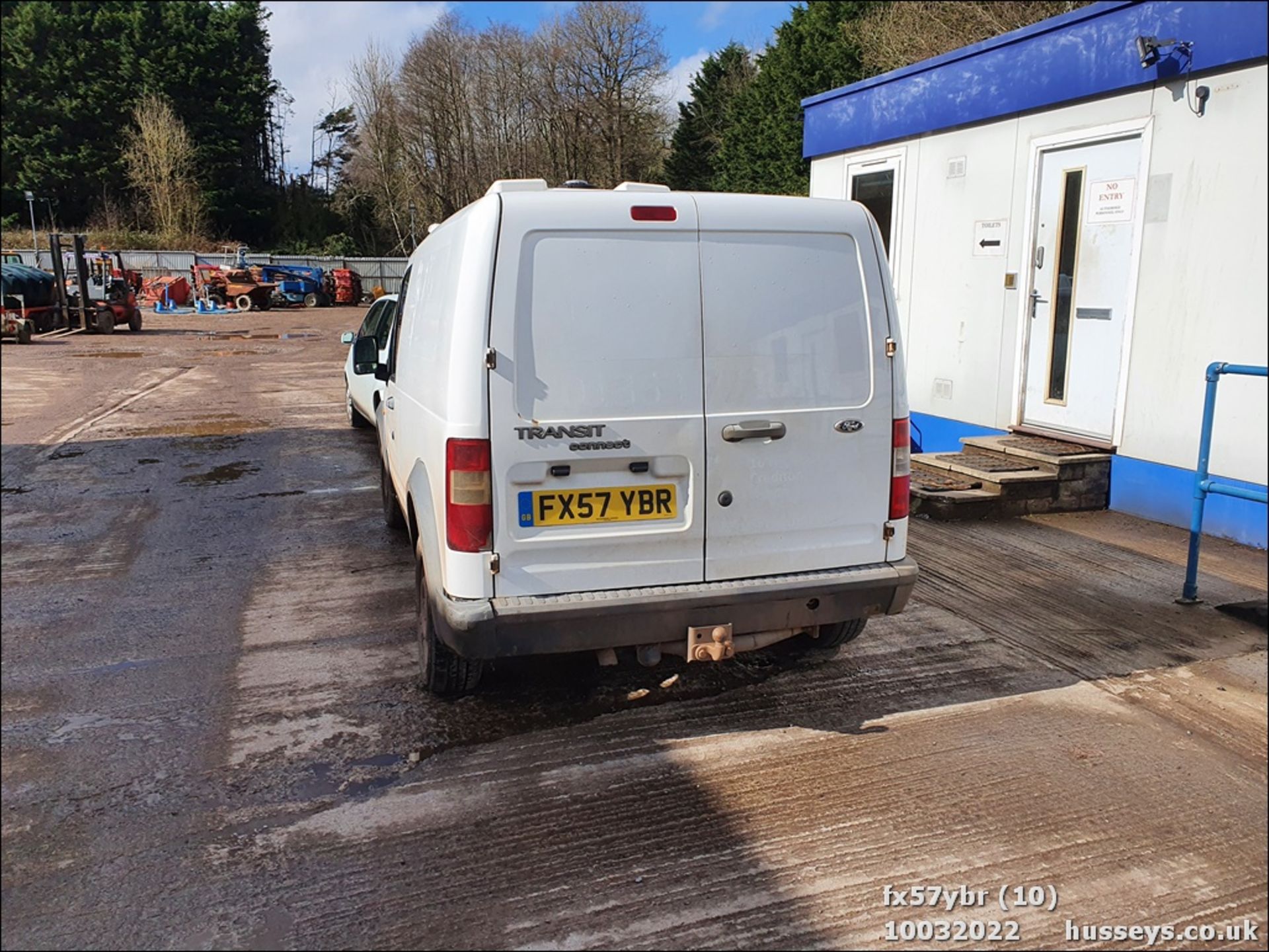 07/57 FORD TRANSIT CONNECT REFRIDGERATED T200 75 - 1753cc 4dr Van (White, 202k) - Image 11 of 22