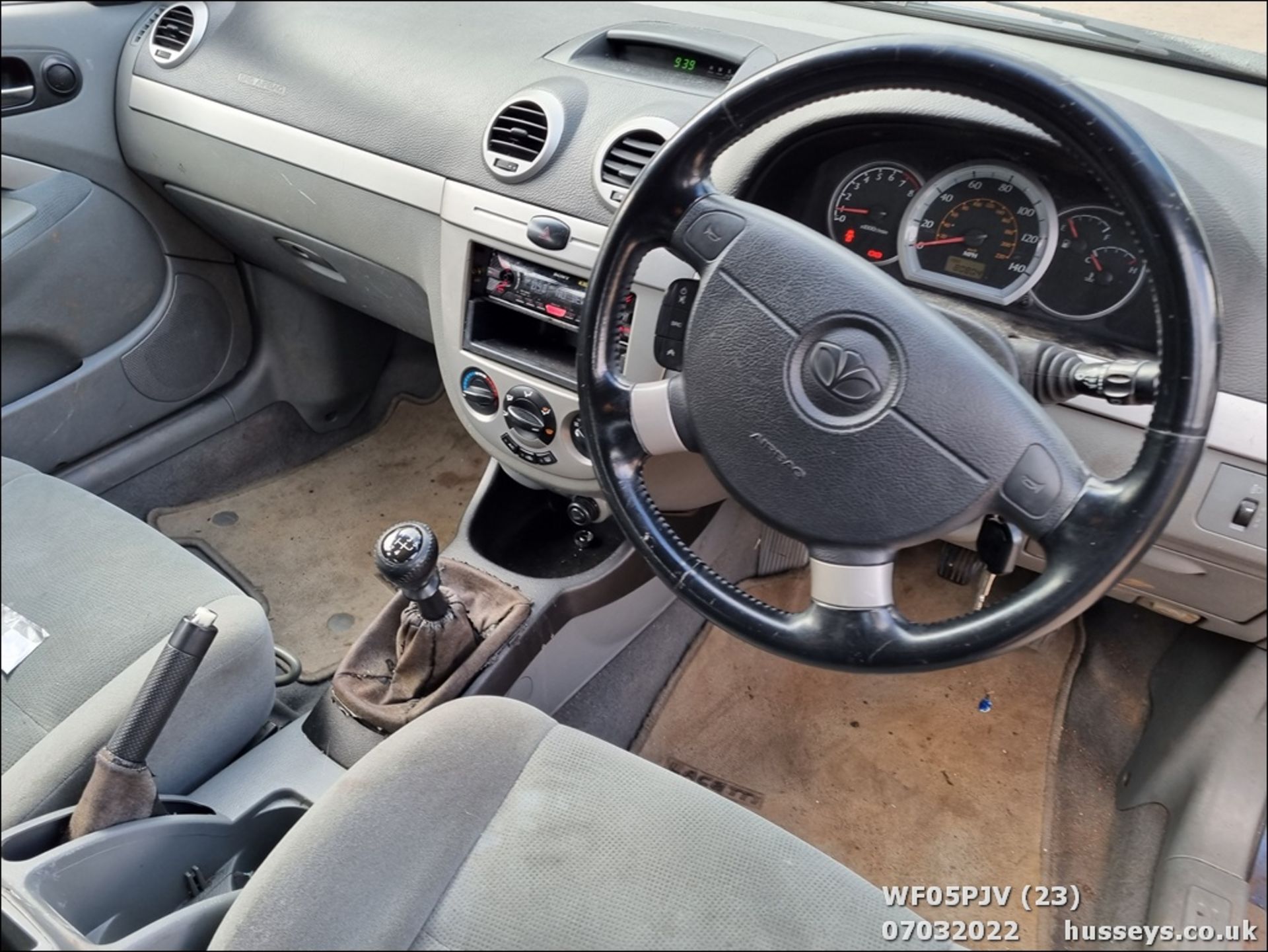 05/05 DAEWOO LACETTI SX - 1598cc 5dr Hatchback (Blue, 80k) - Image 23 of 39