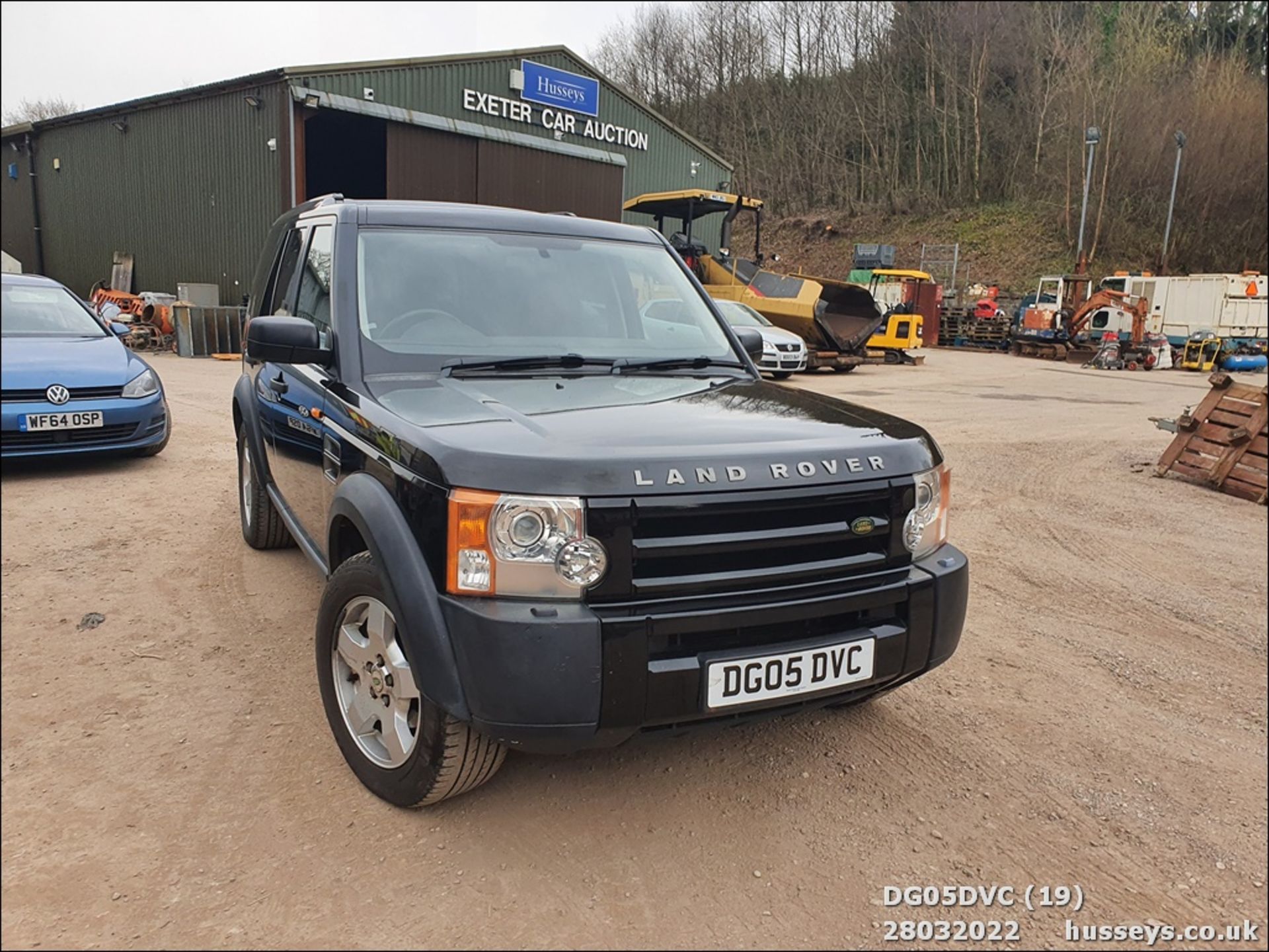 05/05 LAND ROVER DISCOVERY 3 TDV6 S - 2720cc 5dr Estate (Black, 136k) - Image 19 of 35