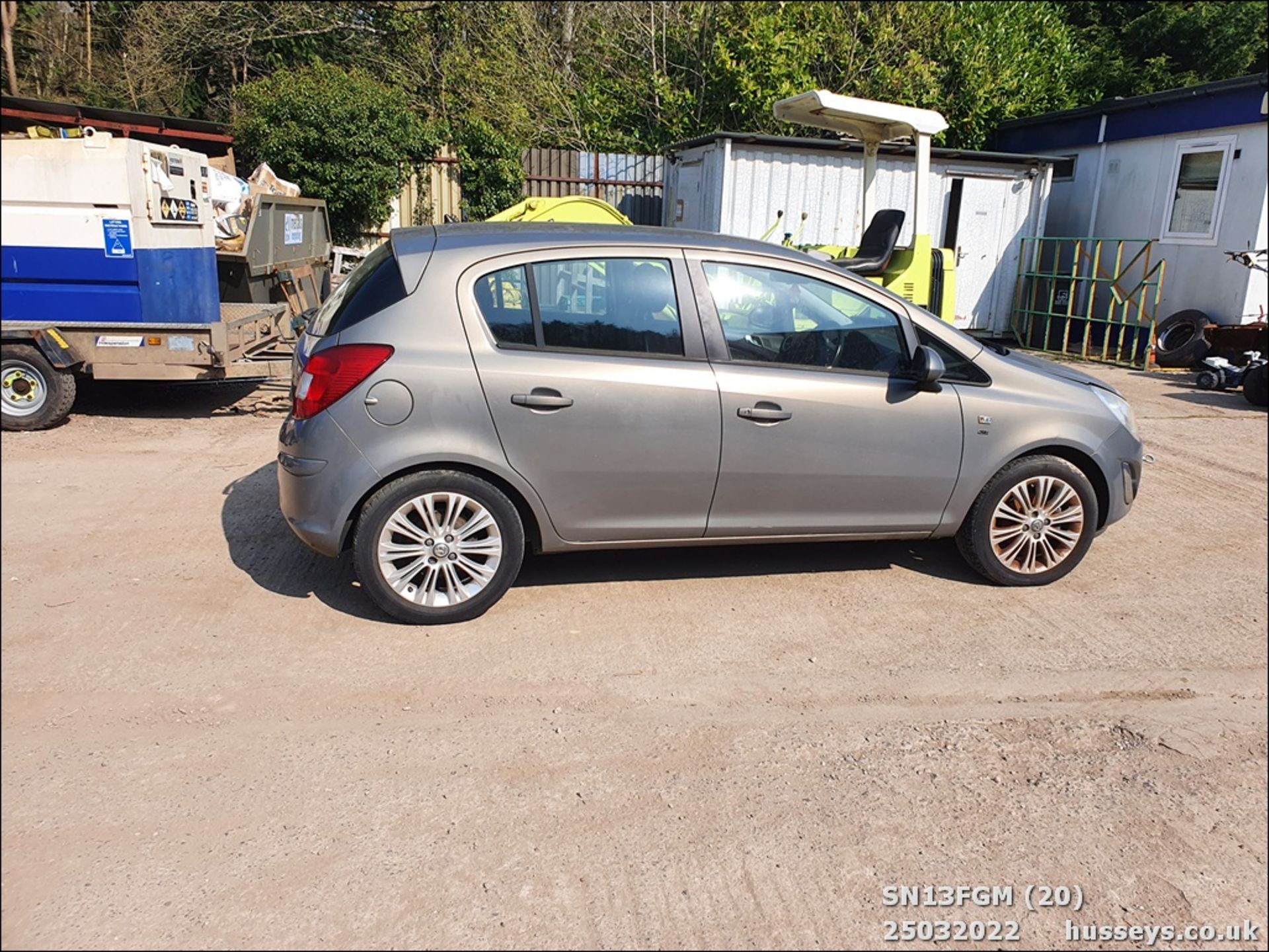 13/13 VAUXHALL CORSA SE AUTO - 1398cc 5dr Hatchback (Brown) - Image 20 of 22