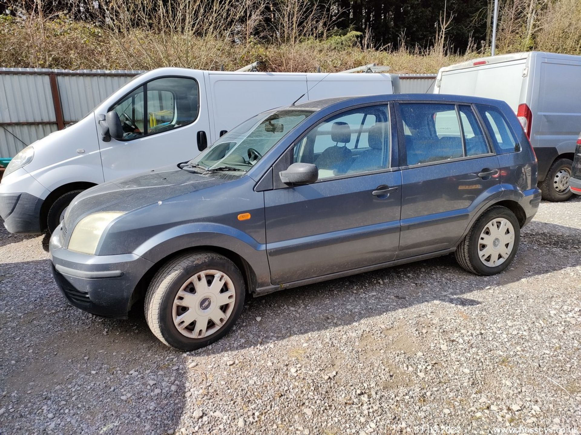 03/03 FORD FUSION 2 16V - 1388cc 5dr Hatchback (Grey) - Image 5 of 20