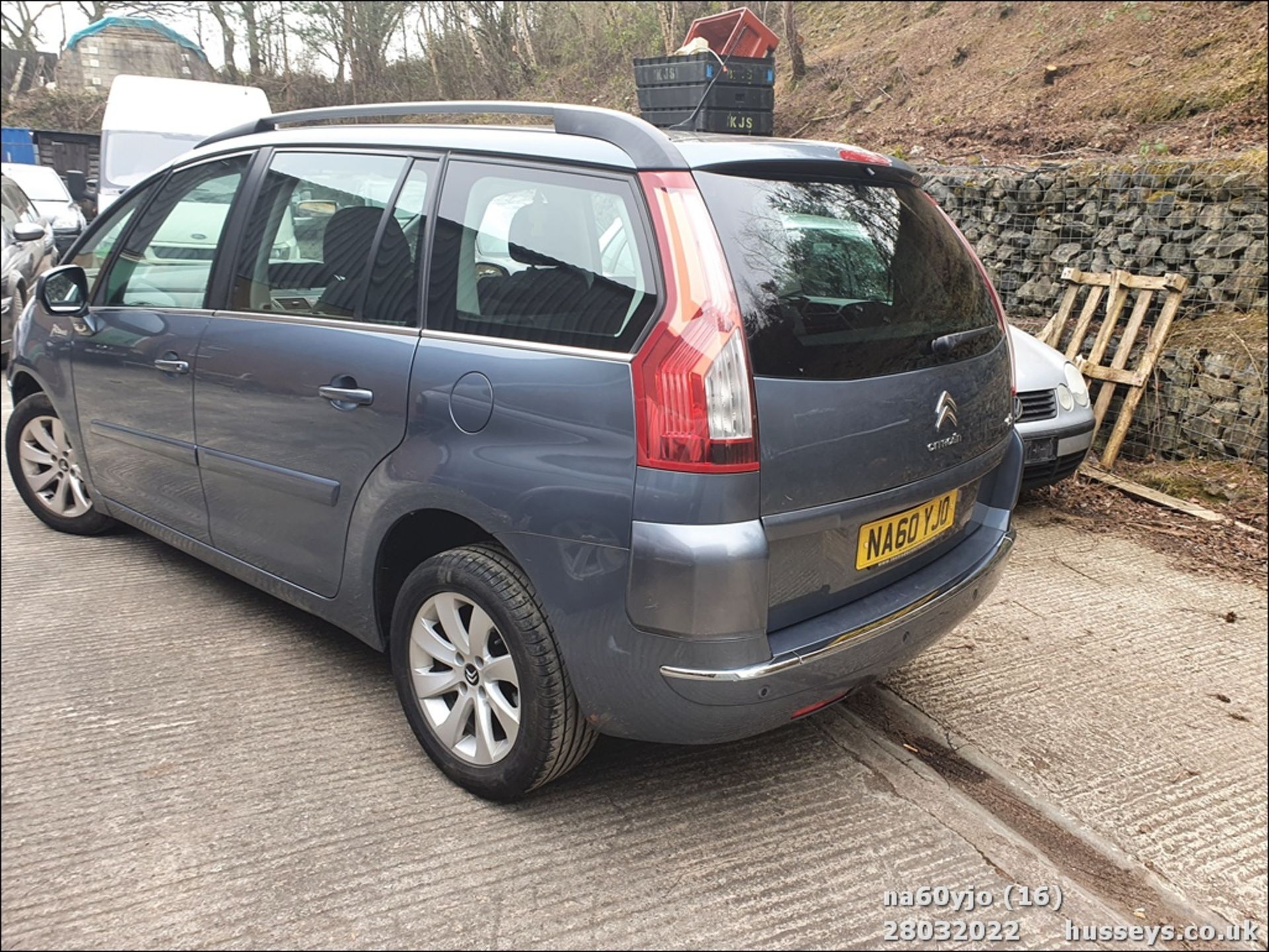 10/60 CITROEN C4 GRAND PICASSO VTR+ HDI - 1560cc 5dr MPV (Grey, 72k) - Image 16 of 45