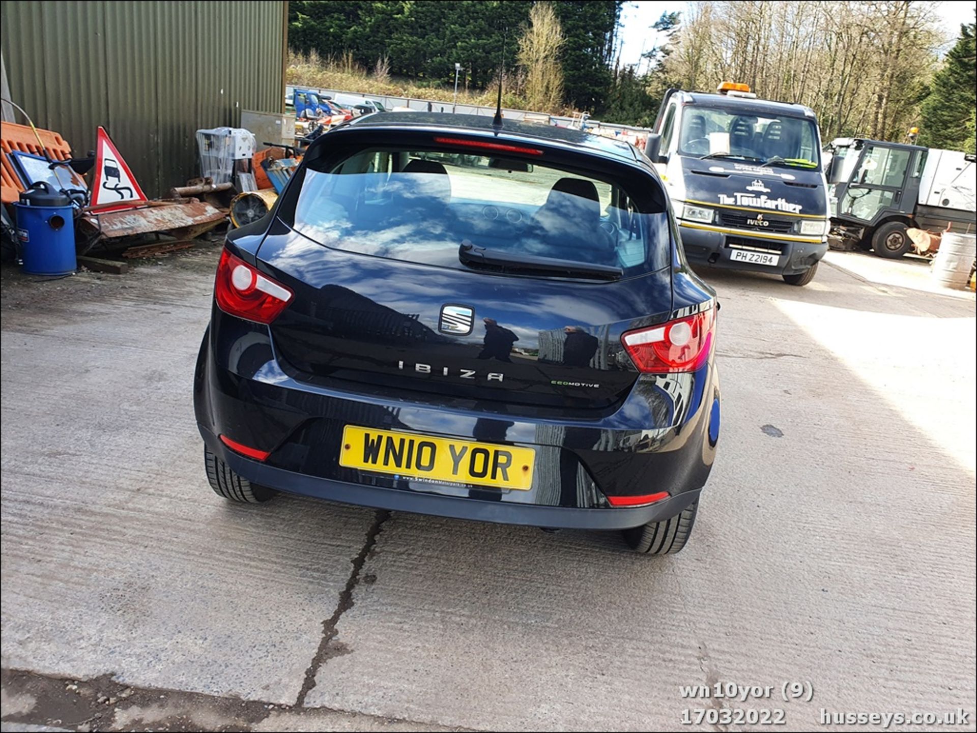 10/10 SEAT IBIZA ECOMOTIVE TDI - 1422cc 3dr Hatchback (Black, 146k) - Image 7 of 27