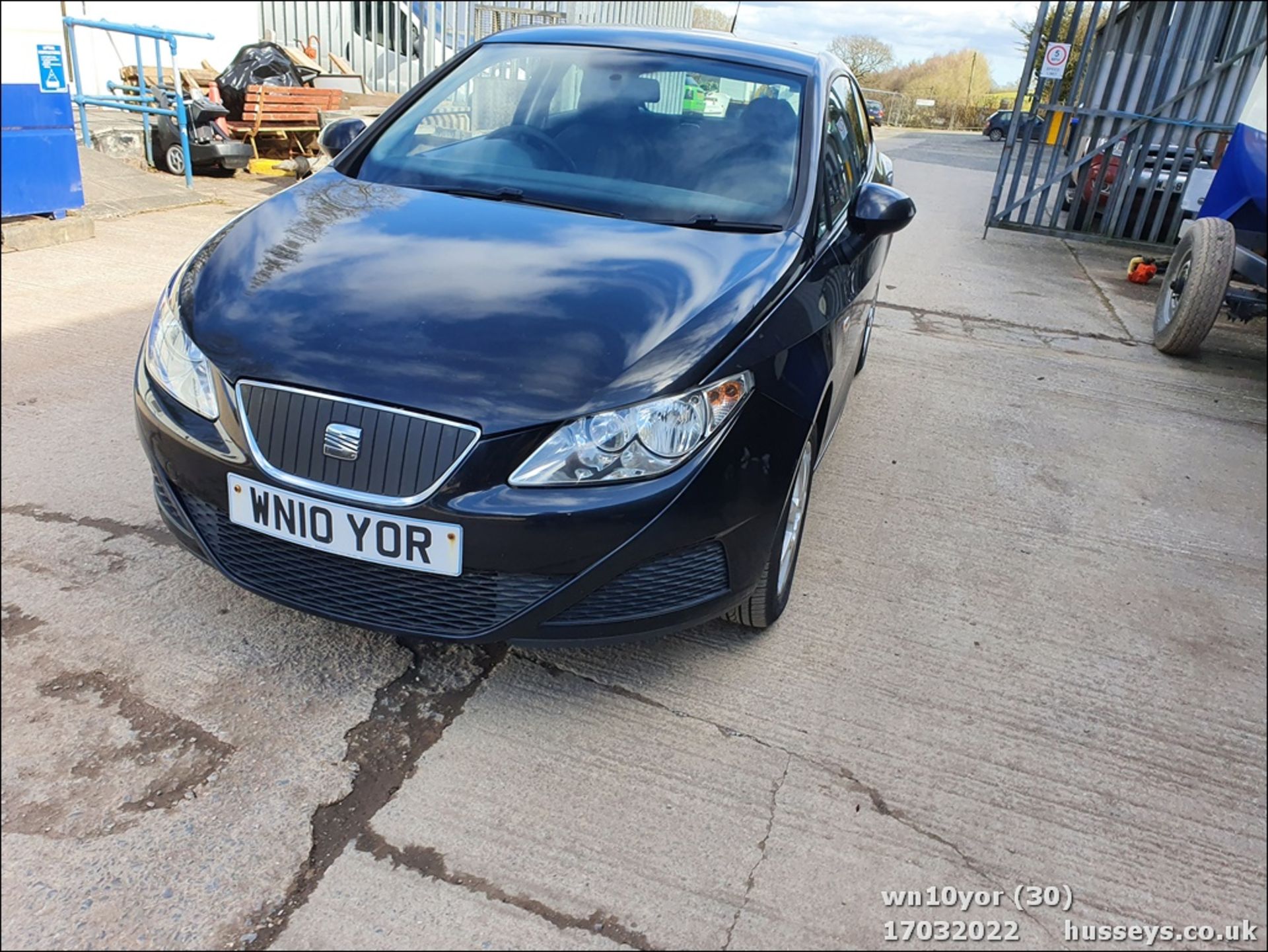 10/10 SEAT IBIZA ECOMOTIVE TDI - 1422cc 3dr Hatchback (Black, 146k) - Image 26 of 27