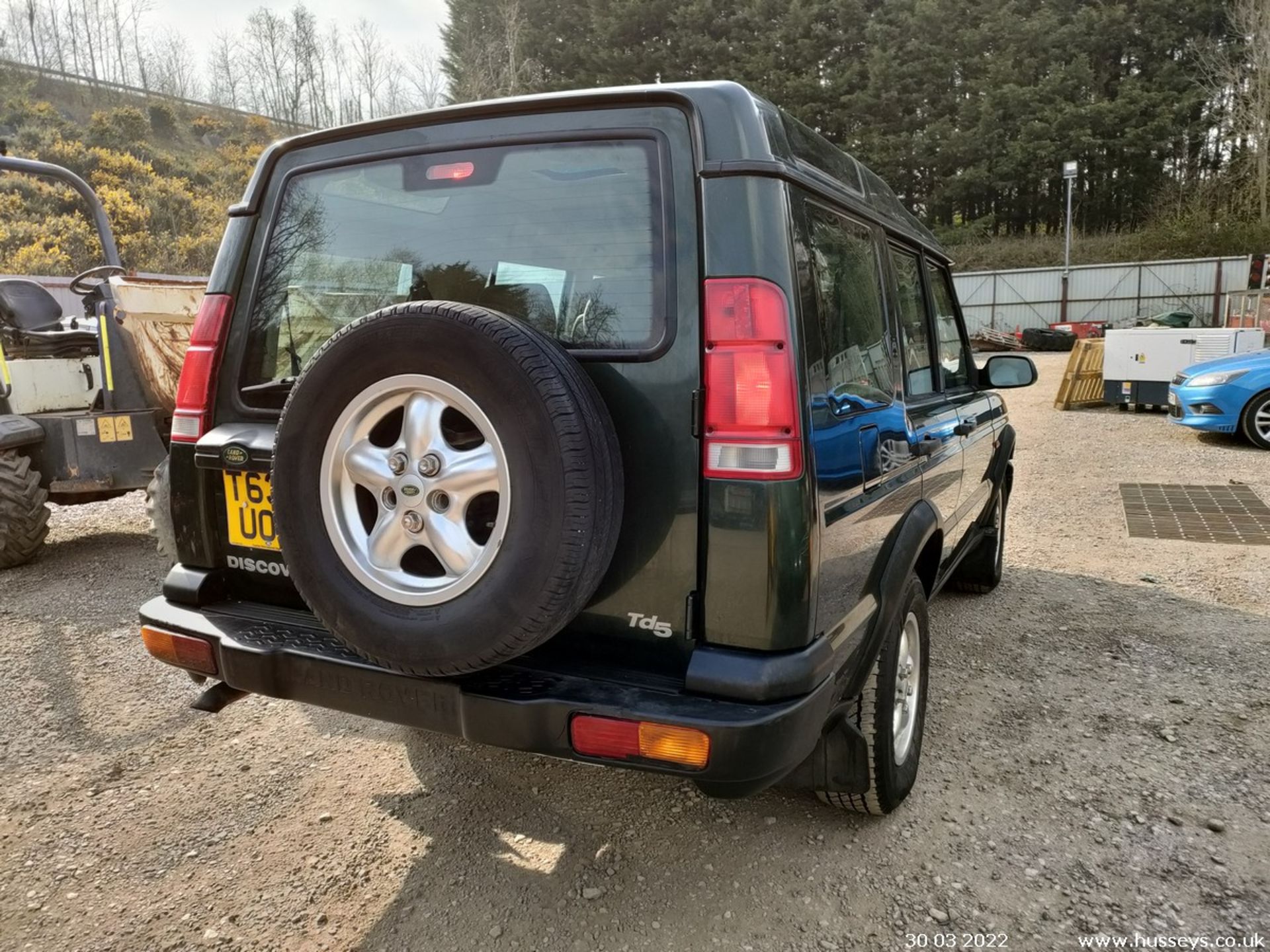 1999 LAND ROVER DISCOVERY TD5 GS - 2495cc 5dr Estate (Green) - Image 11 of 18