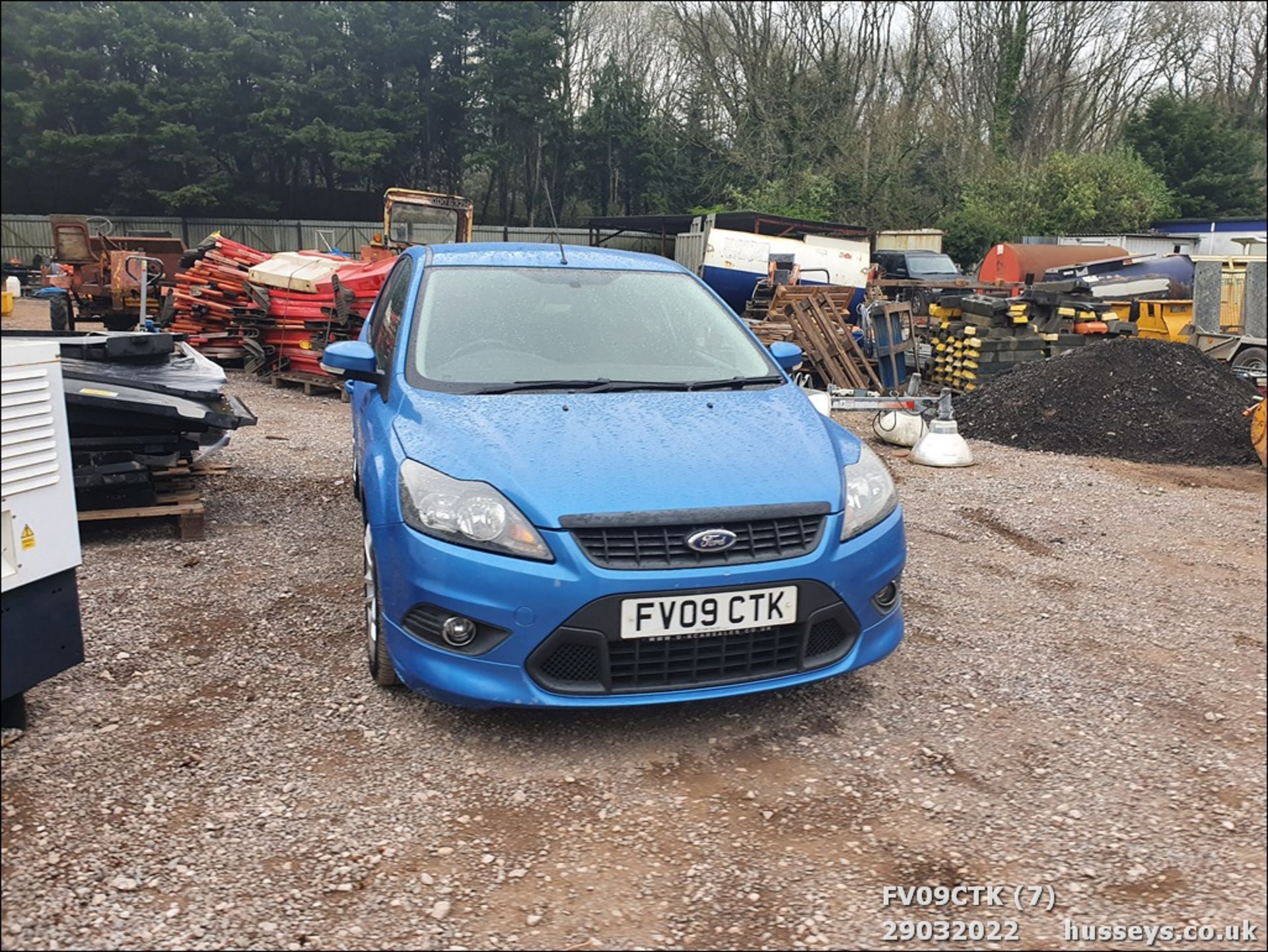 09/09 FORD FOCUS ZETEC S 115 TDCI - 1753cc 5dr Hatchback (Blue, 168k) - Image 7 of 32