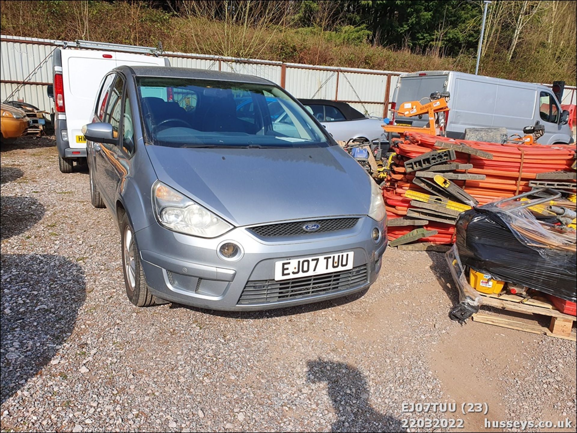 07/07 FORD S-MAX ZETEC - 1999cc 5dr MPV (Silver) - Image 23 of 26