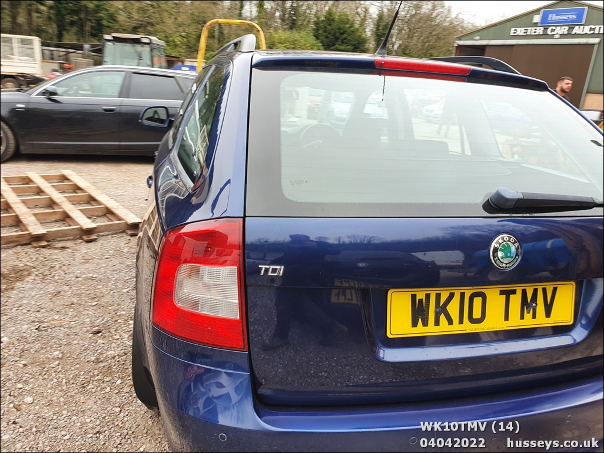 10/10 SKODA OCTAVIA ELEGANCE TDI CR - 1598cc 5dr Estate (Blue, 129k) - Image 14 of 34