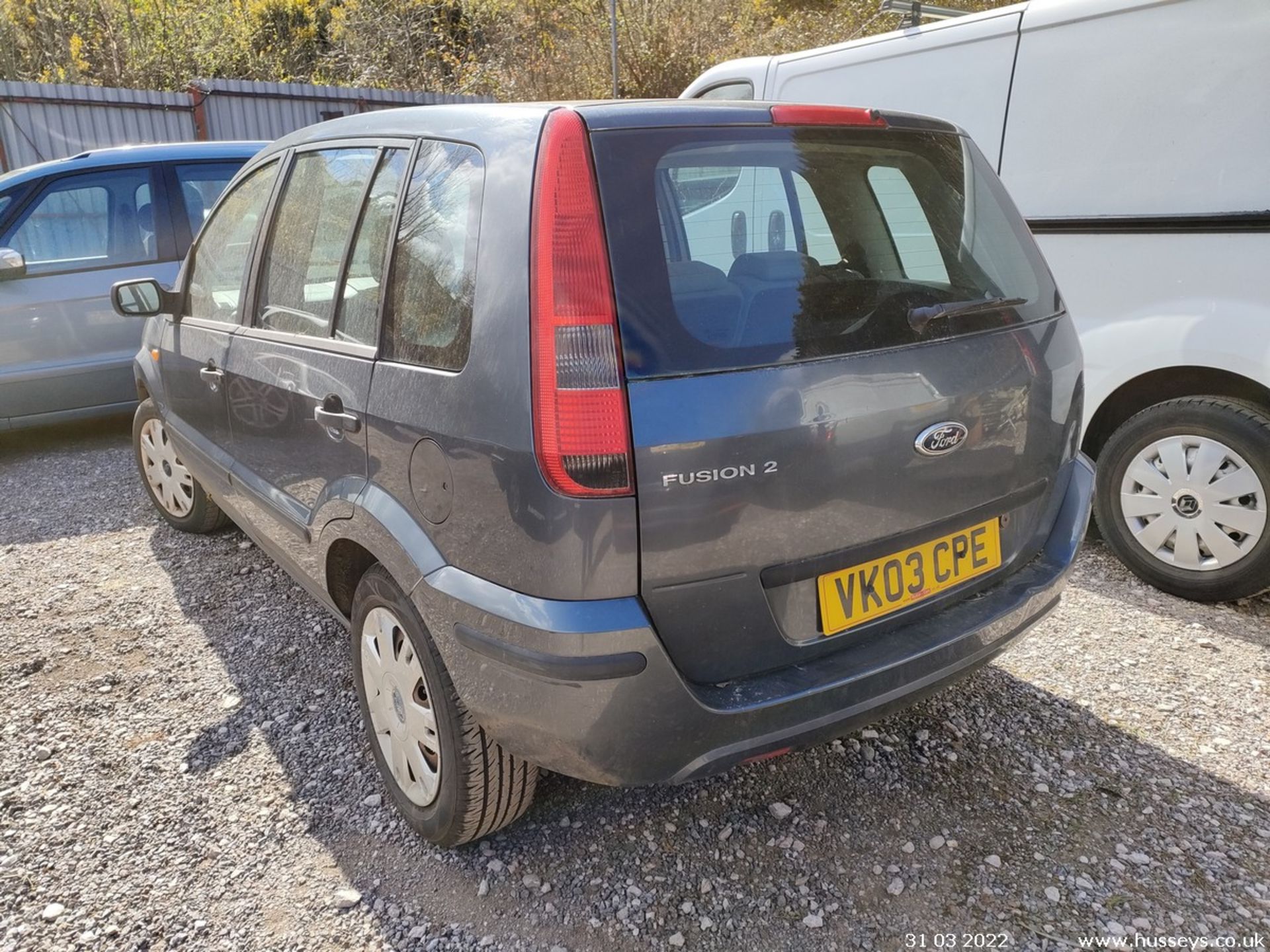 03/03 FORD FUSION 2 16V - 1388cc 5dr Hatchback (Grey) - Image 9 of 20