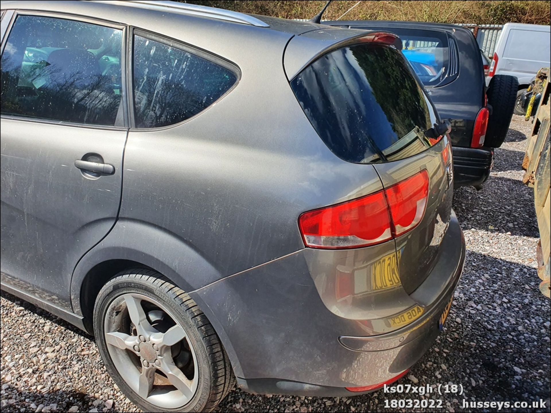 07/07 SEAT ALTEA XL STYLANCE TDI140A - 1968cc 5dr Estate (Silver) - Image 18 of 26