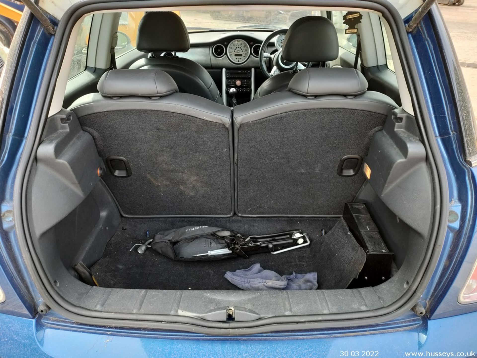 05/05 MINI MINI COOPER S - 1598cc 3dr Hatchback (Blue) - Image 16 of 21