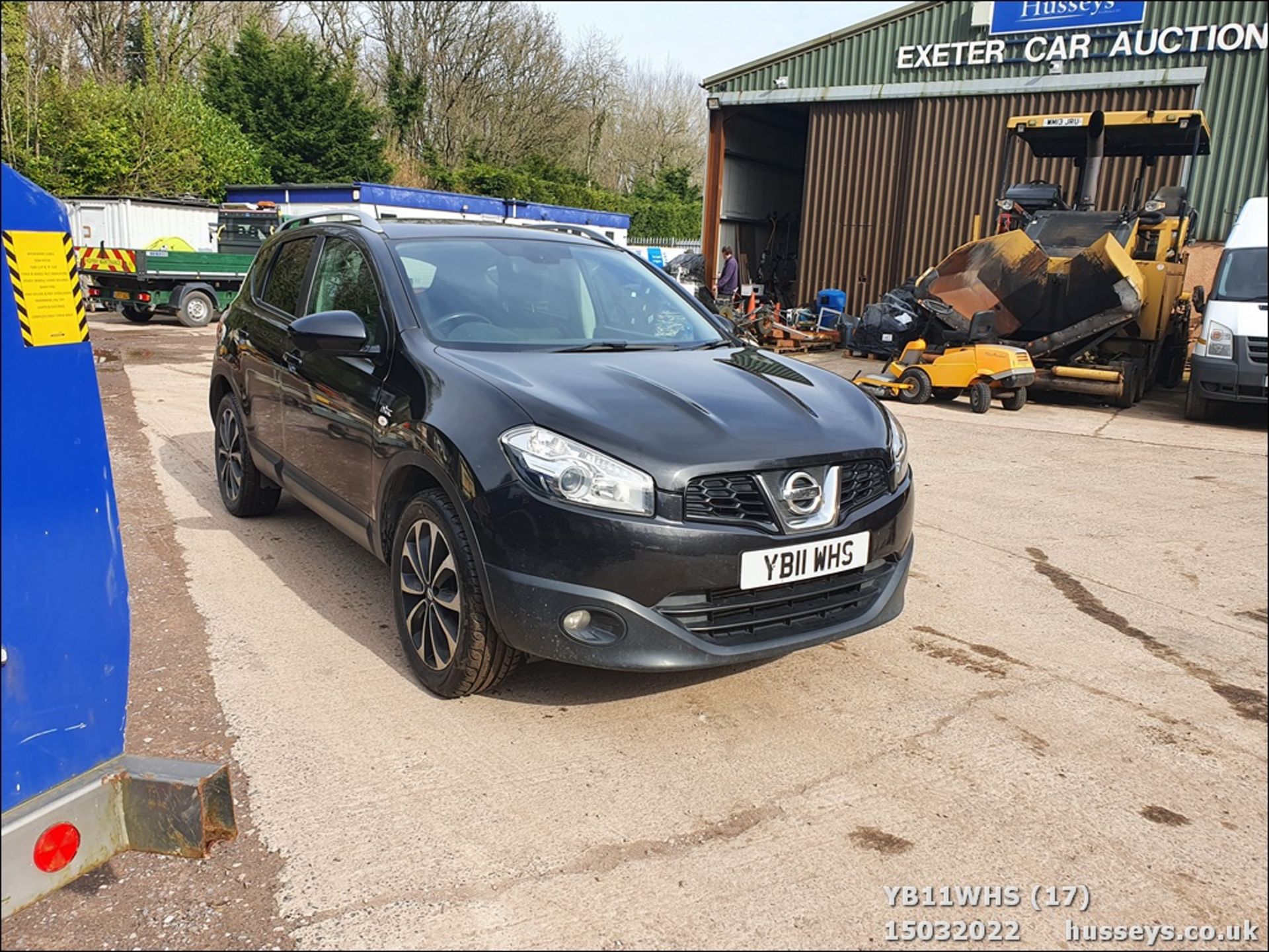 11/11 NISSAN QASHQAI N-TEC DCI - 1461cc 5dr Hatchback (Black, 148k) - Image 17 of 33