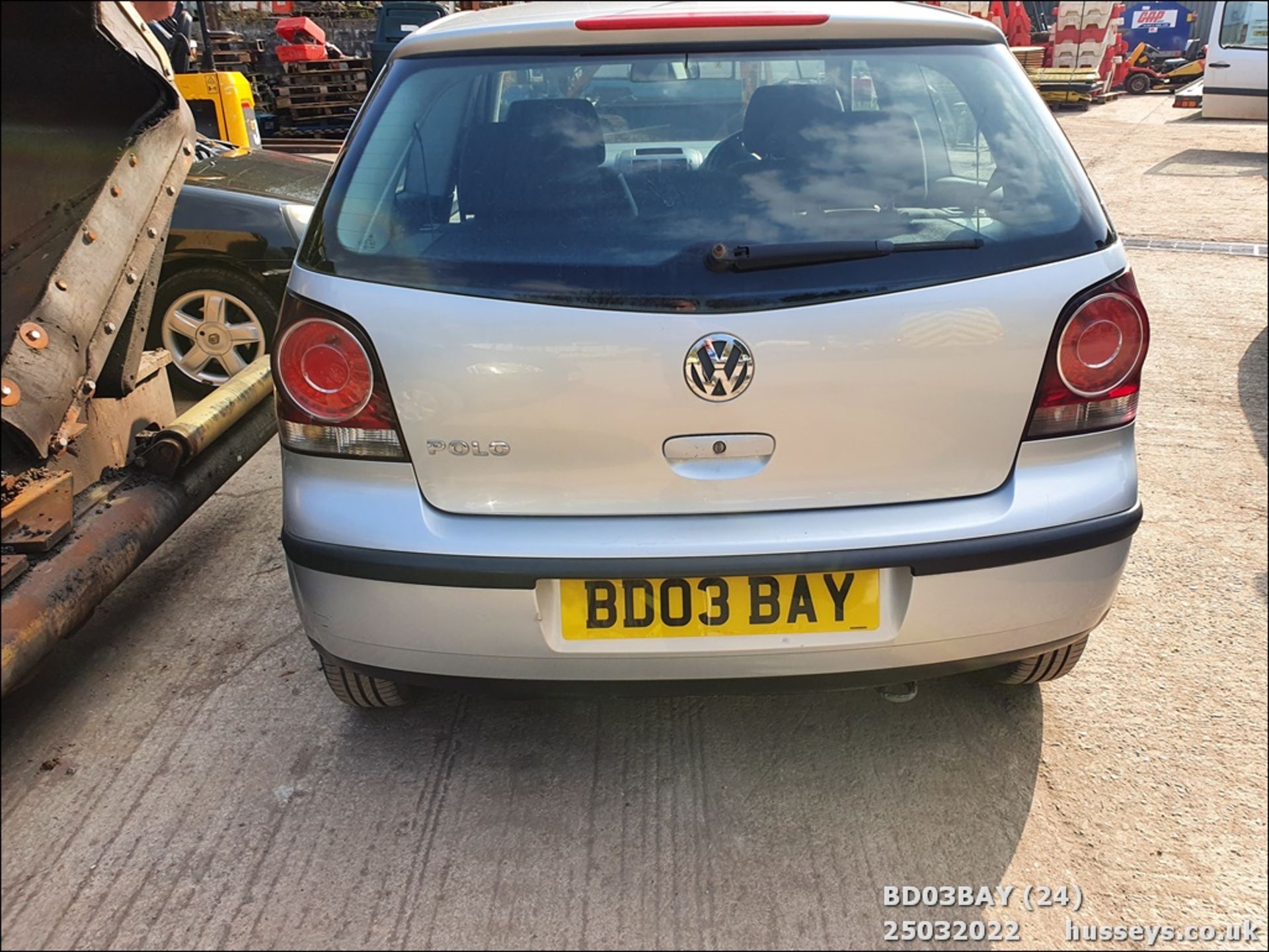 07/03 VOLKSWAGEN POLO E 55 - 1198cc 3dr Hatchback (Silver, 65k) - Image 24 of 34