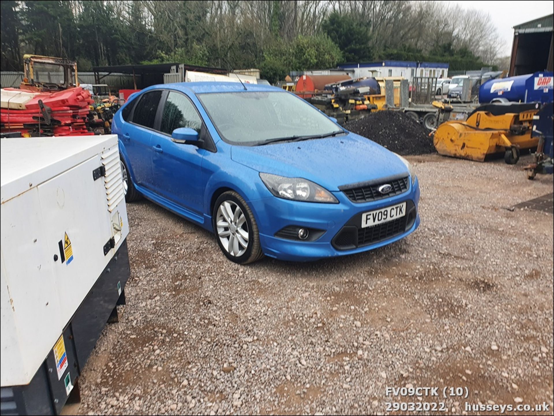 09/09 FORD FOCUS ZETEC S 115 TDCI - 1753cc 5dr Hatchback (Blue, 168k) - Image 10 of 32