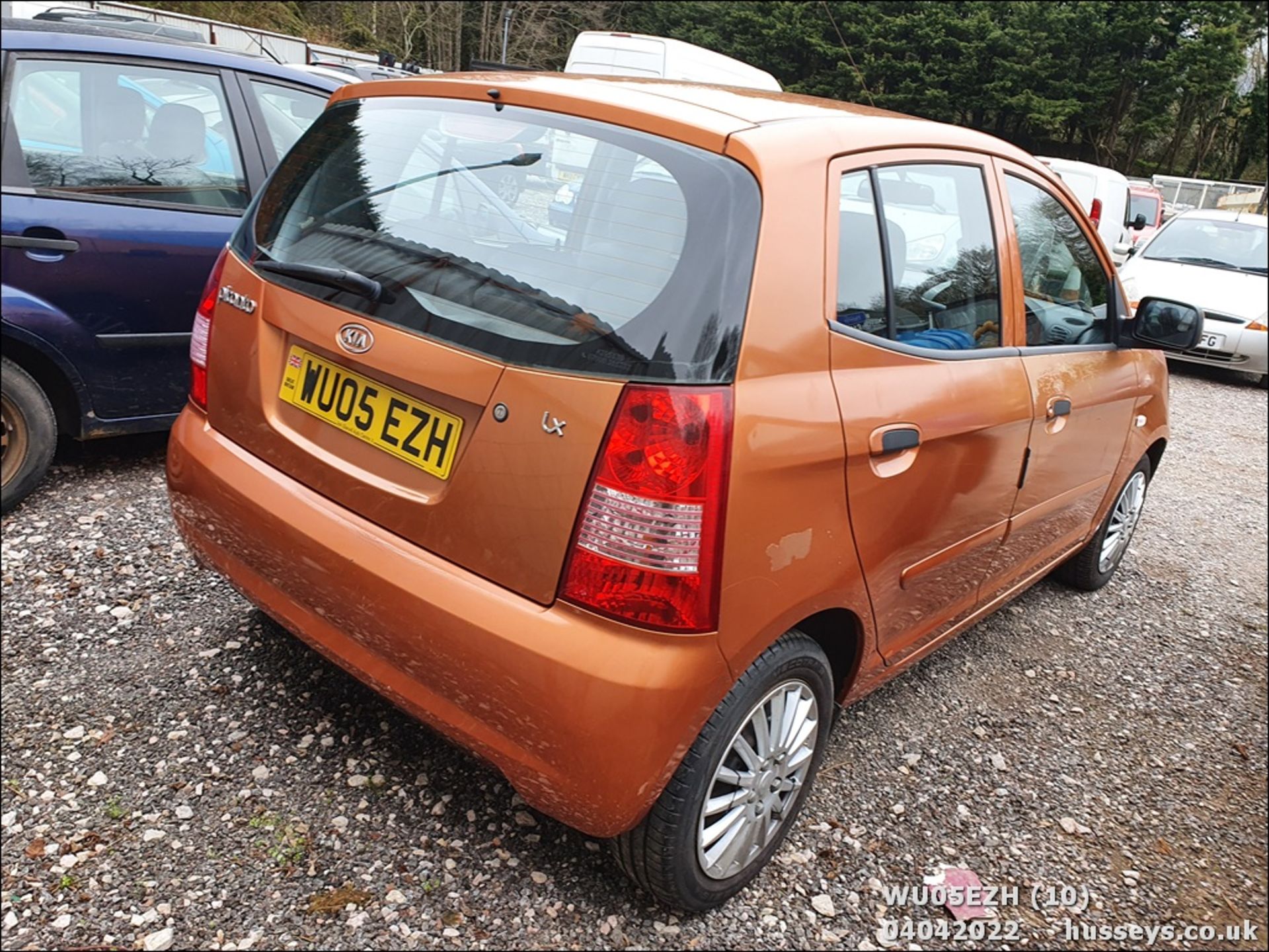 05/05 KIA PICANTO LX AUTO - 1086cc 5dr Hatchback (Orange, 84k) - Image 10 of 37