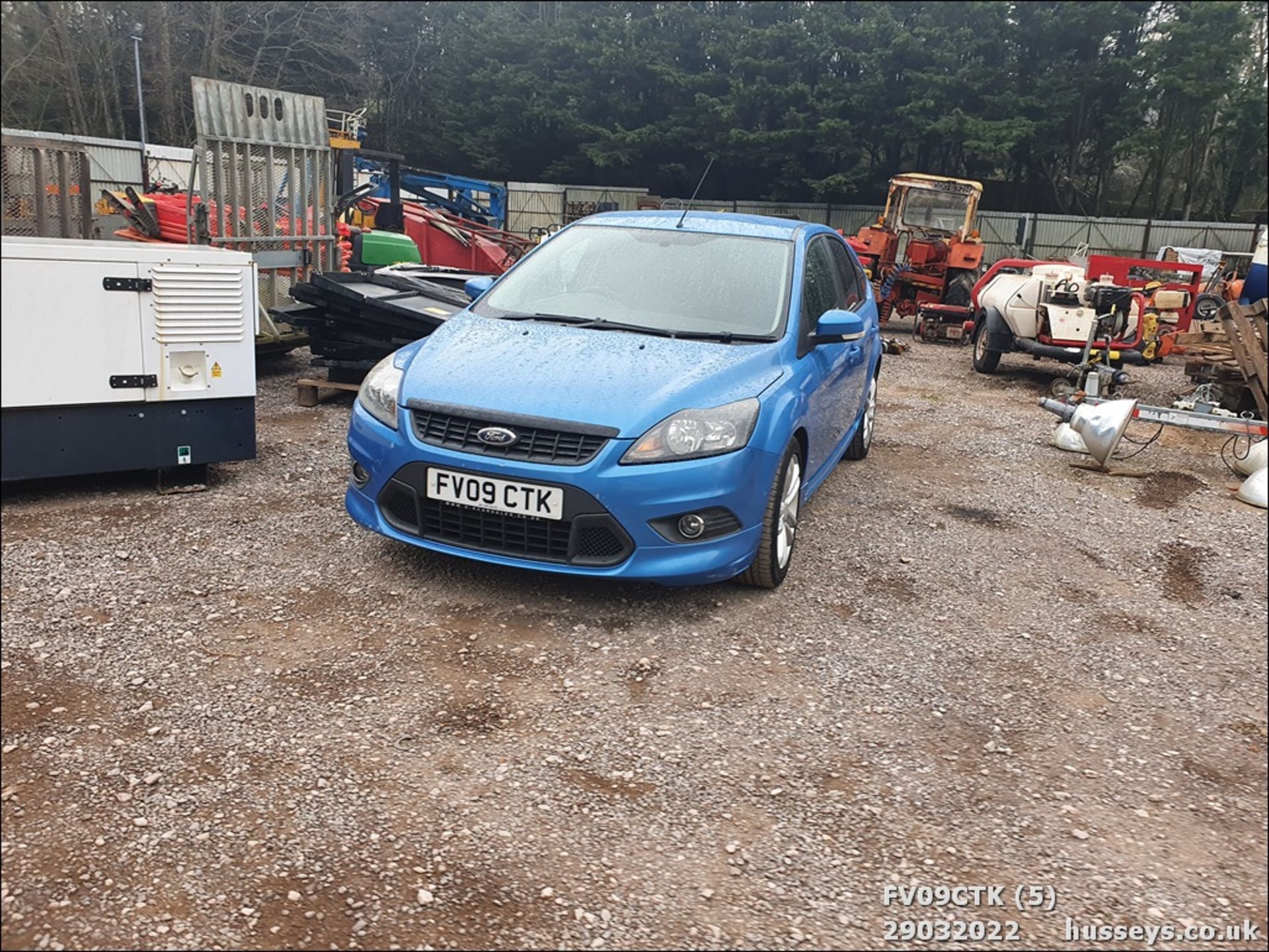 09/09 FORD FOCUS ZETEC S 115 TDCI - 1753cc 5dr Hatchback (Blue, 168k) - Image 5 of 32