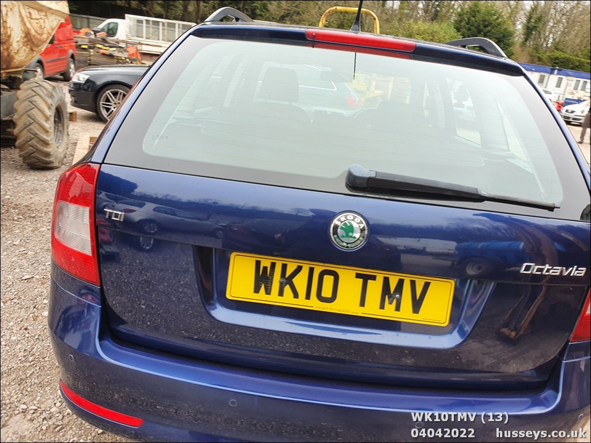 10/10 SKODA OCTAVIA ELEGANCE TDI CR - 1598cc 5dr Estate (Blue, 129k) - Image 13 of 34