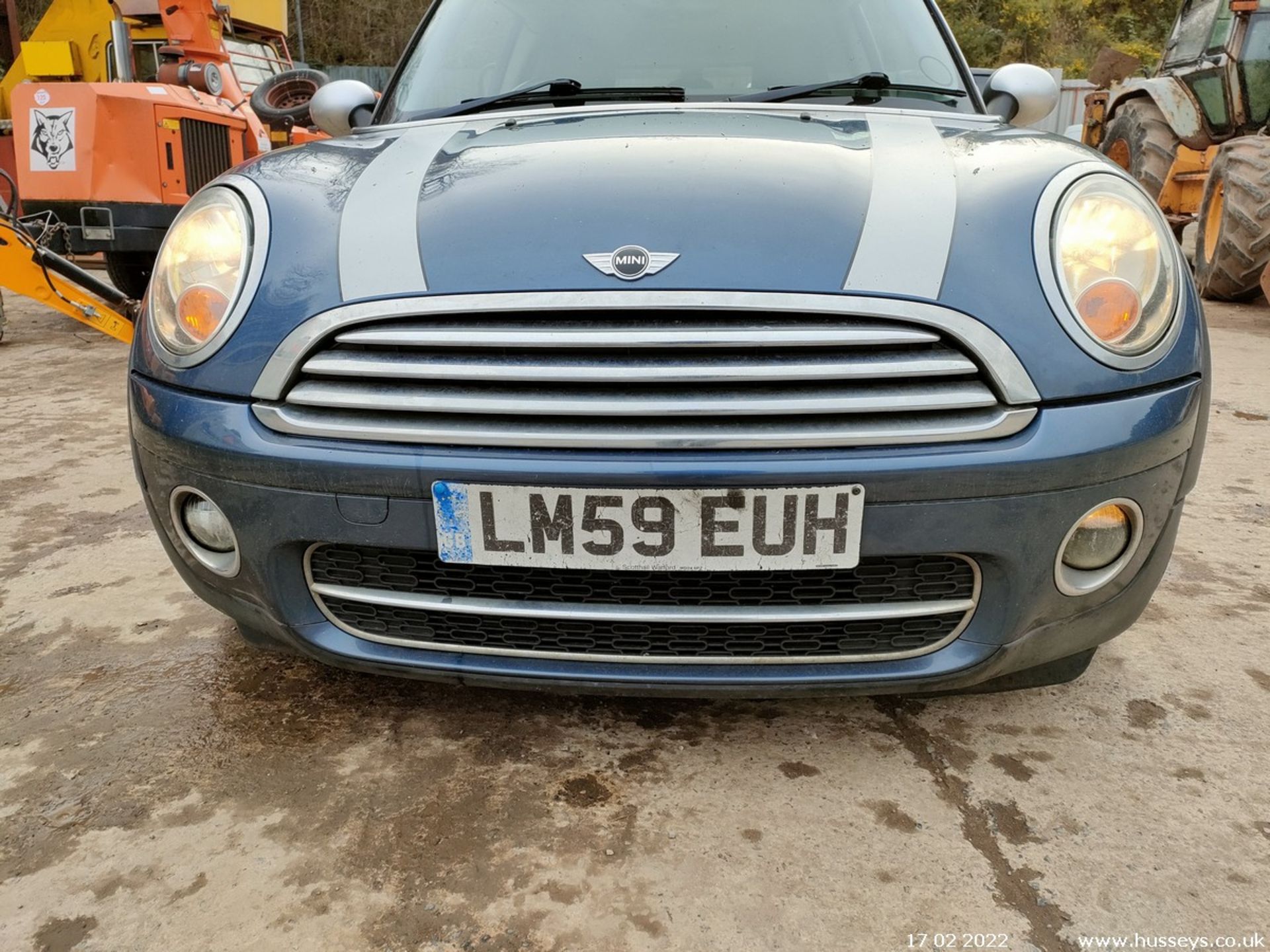 09/59 MINI COOPER D CLUBMAN - 1560cc 5dr Estate (Blue) - Image 7 of 63