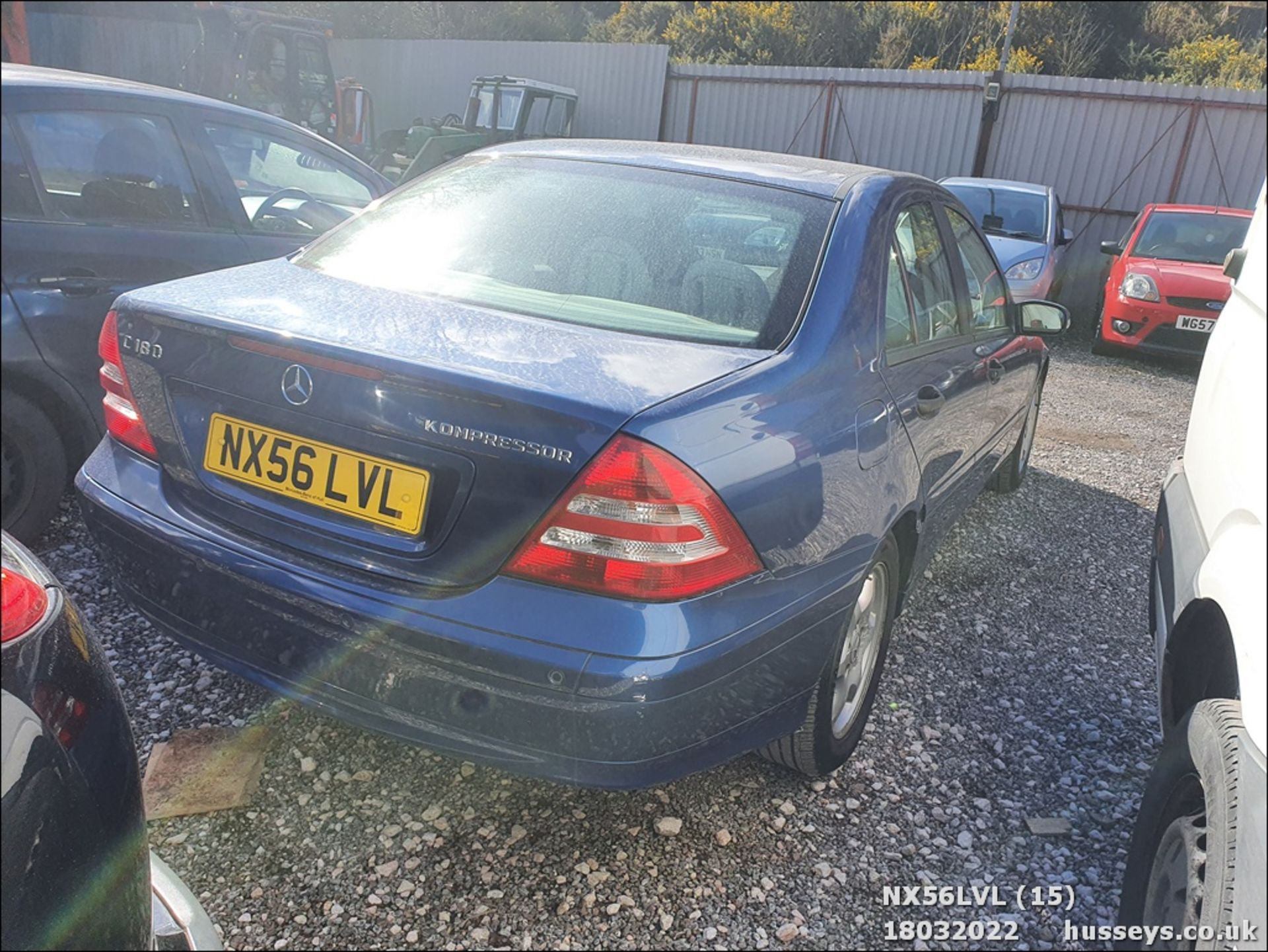 06/56 MERCEDES C180 KOMP. CLASSIC SE A - 1796cc 4dr Saloon (Blue, 89k) - Image 15 of 24