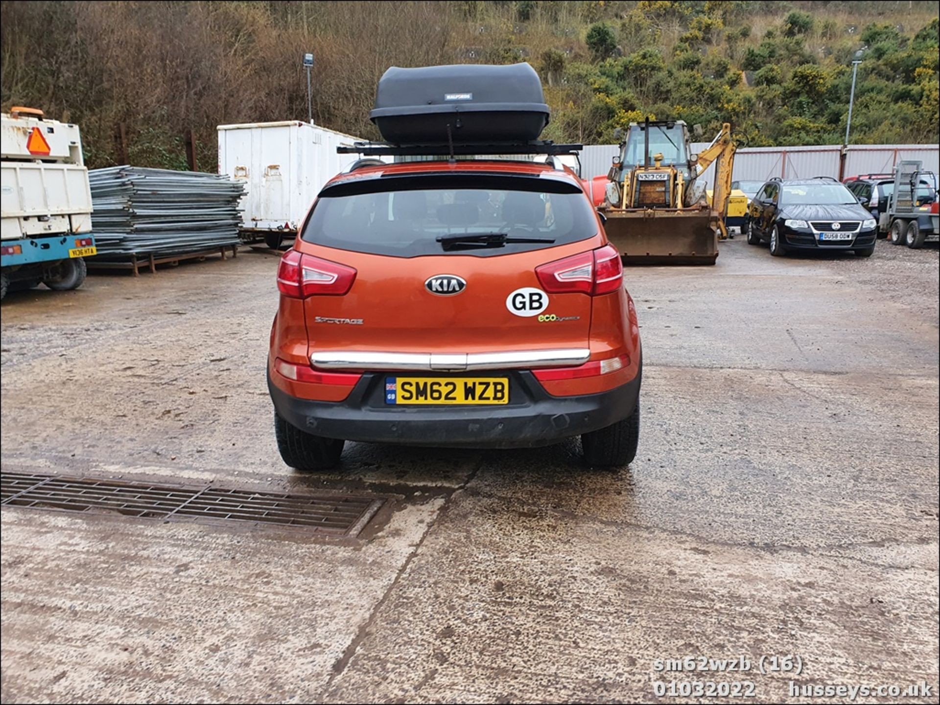 13/62 KIA SPORTAGE 3 CRDI - 1685cc 5dr Estate (Orange, 64k) - Image 16 of 30