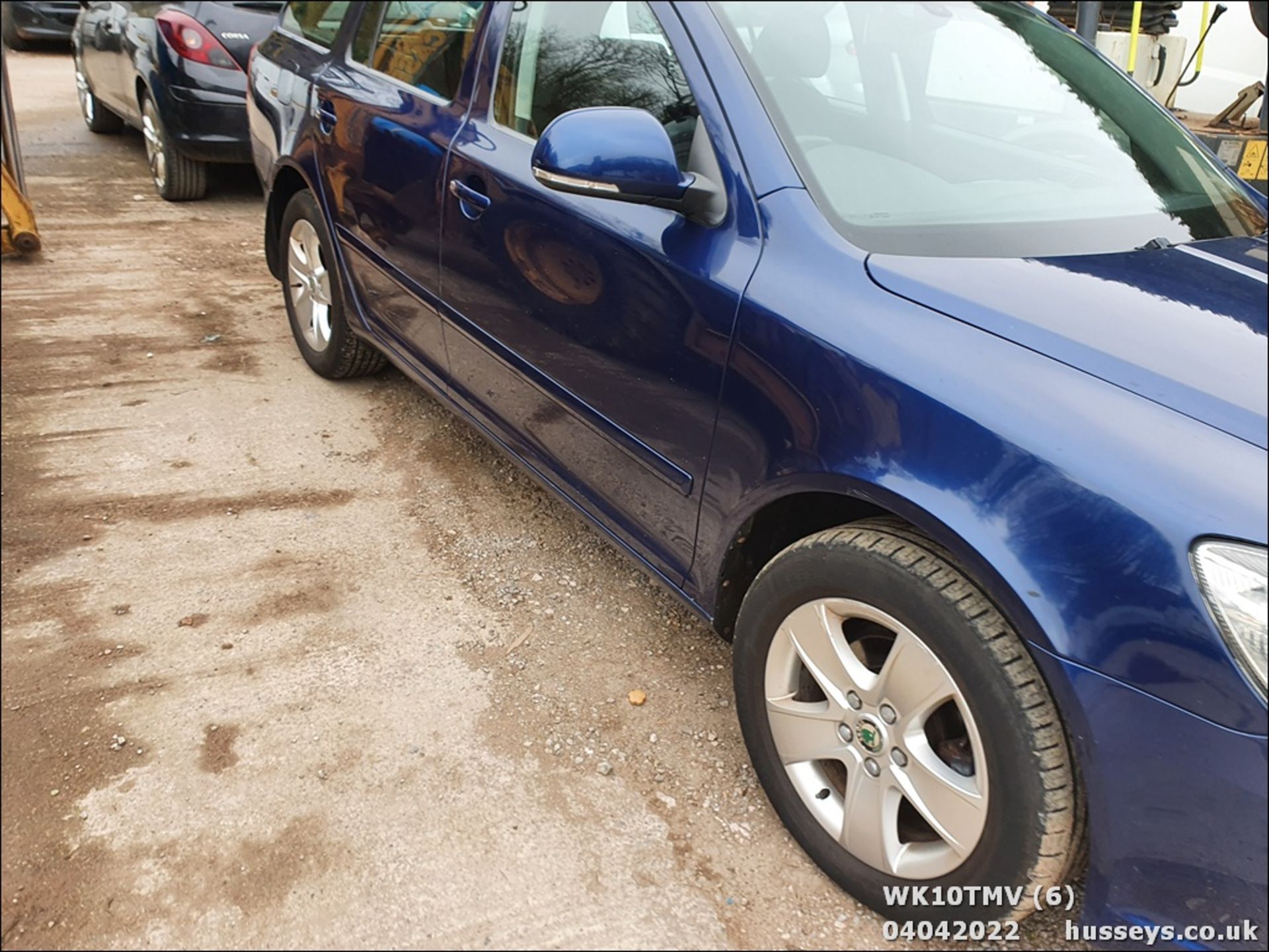 10/10 SKODA OCTAVIA ELEGANCE TDI CR - 1598cc 5dr Estate (Blue, 129k) - Image 6 of 34