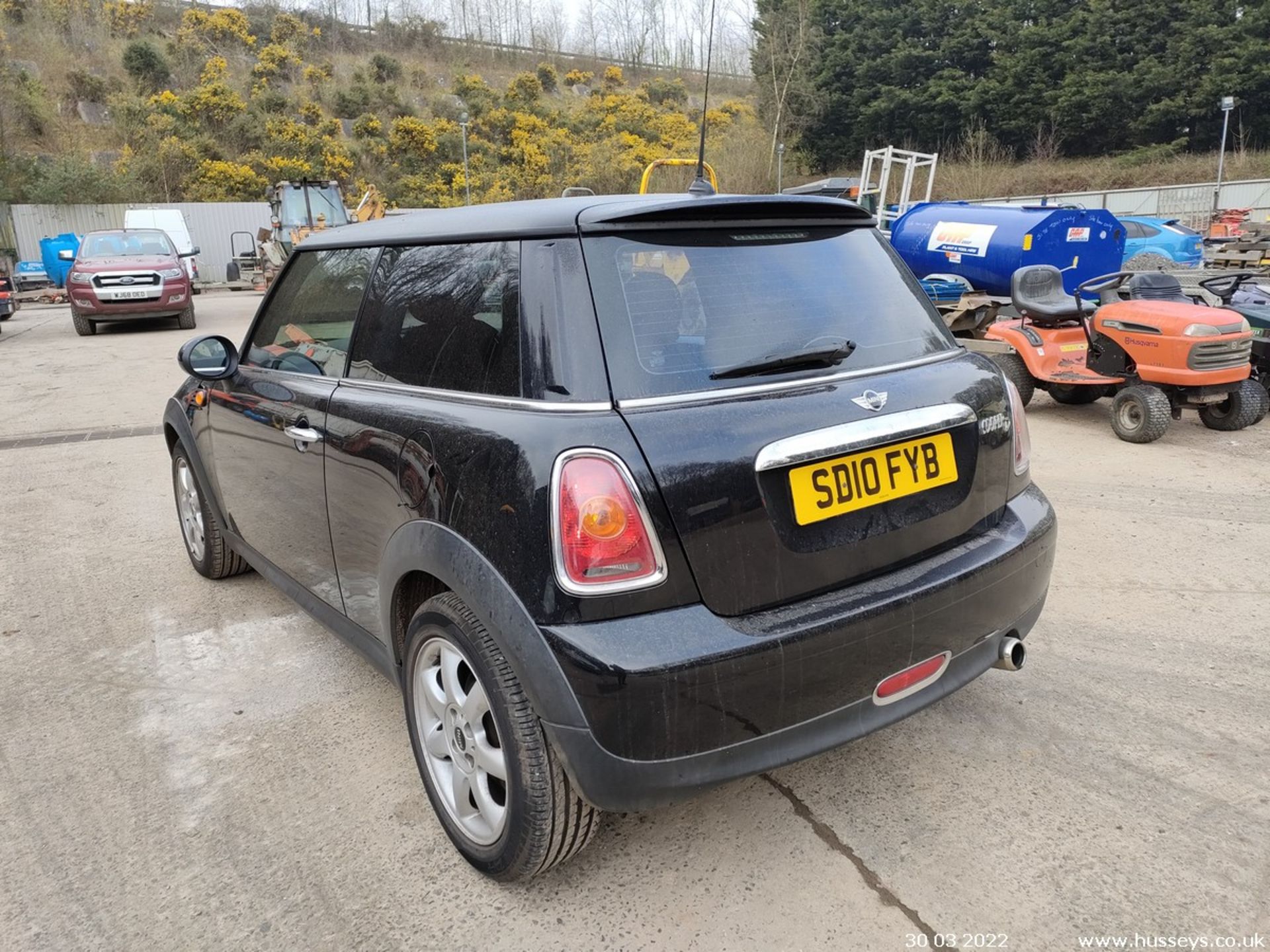 10/10 MINI COOPER D - 1560cc 3dr Hatchback (Black, 83k) - Image 9 of 21