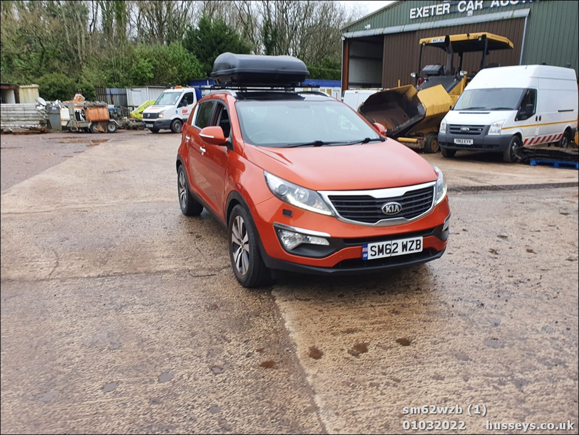 13/62 KIA SPORTAGE 3 CRDI - 1685cc 5dr Estate (Orange, 64k) - Image 2 of 30