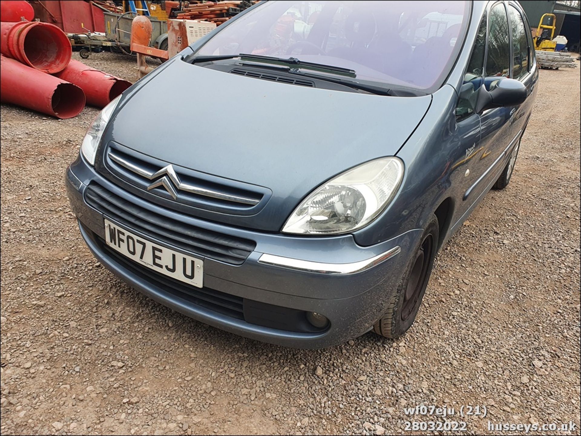 07/07 CITROEN XSARA PICASSO DESIRE 92 - 1560cc 5dr MPV (Grey) - Image 21 of 32