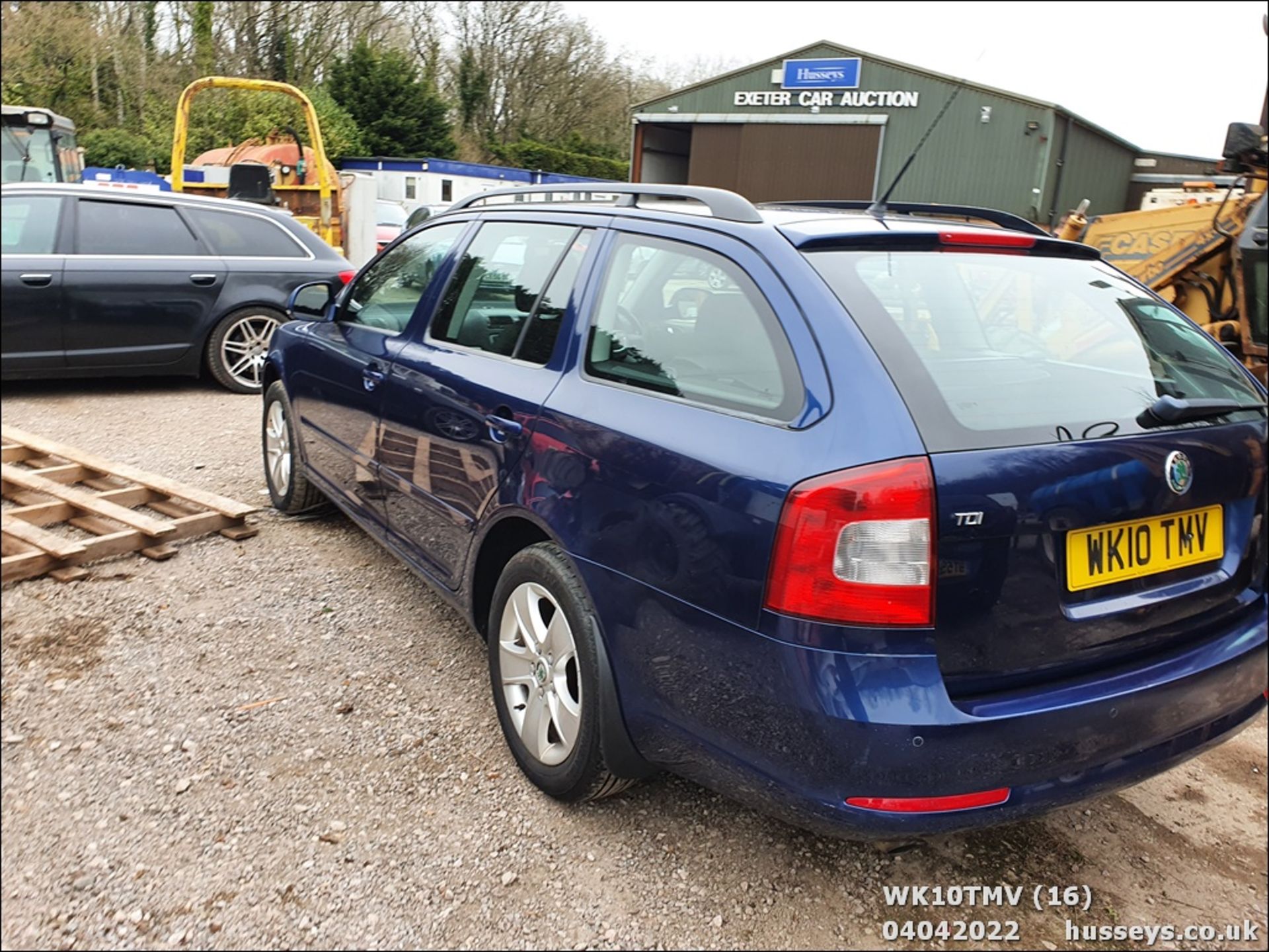 10/10 SKODA OCTAVIA ELEGANCE TDI CR - 1598cc 5dr Estate (Blue, 129k) - Image 16 of 34