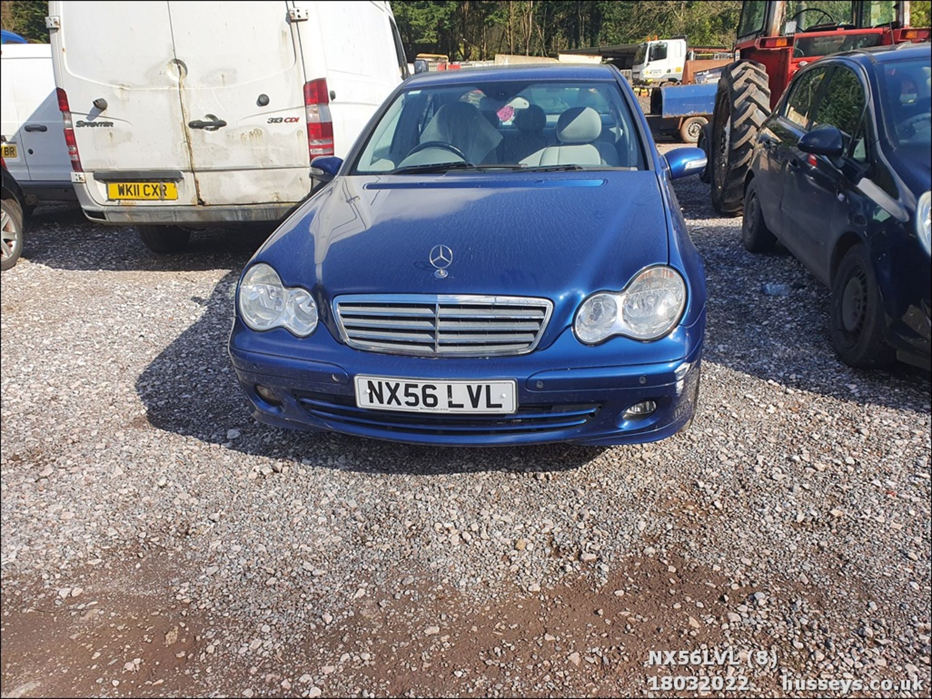 06/56 MERCEDES C180 KOMP. CLASSIC SE A - 1796cc 4dr Saloon (Blue, 89k) - Image 8 of 24