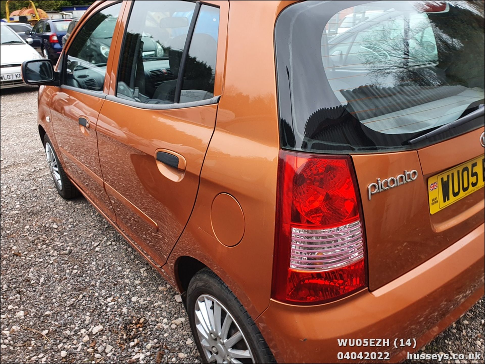 05/05 KIA PICANTO LX AUTO - 1086cc 5dr Hatchback (Orange, 84k) - Image 14 of 37