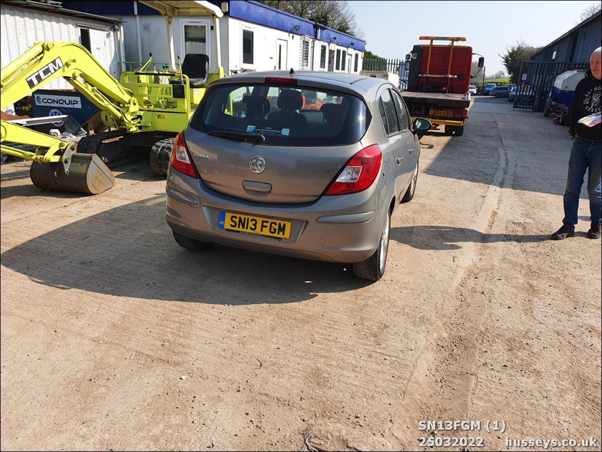 13/13 VAUXHALL CORSA SE AUTO - 1398cc 5dr Hatchback (Brown) - Image 2 of 22