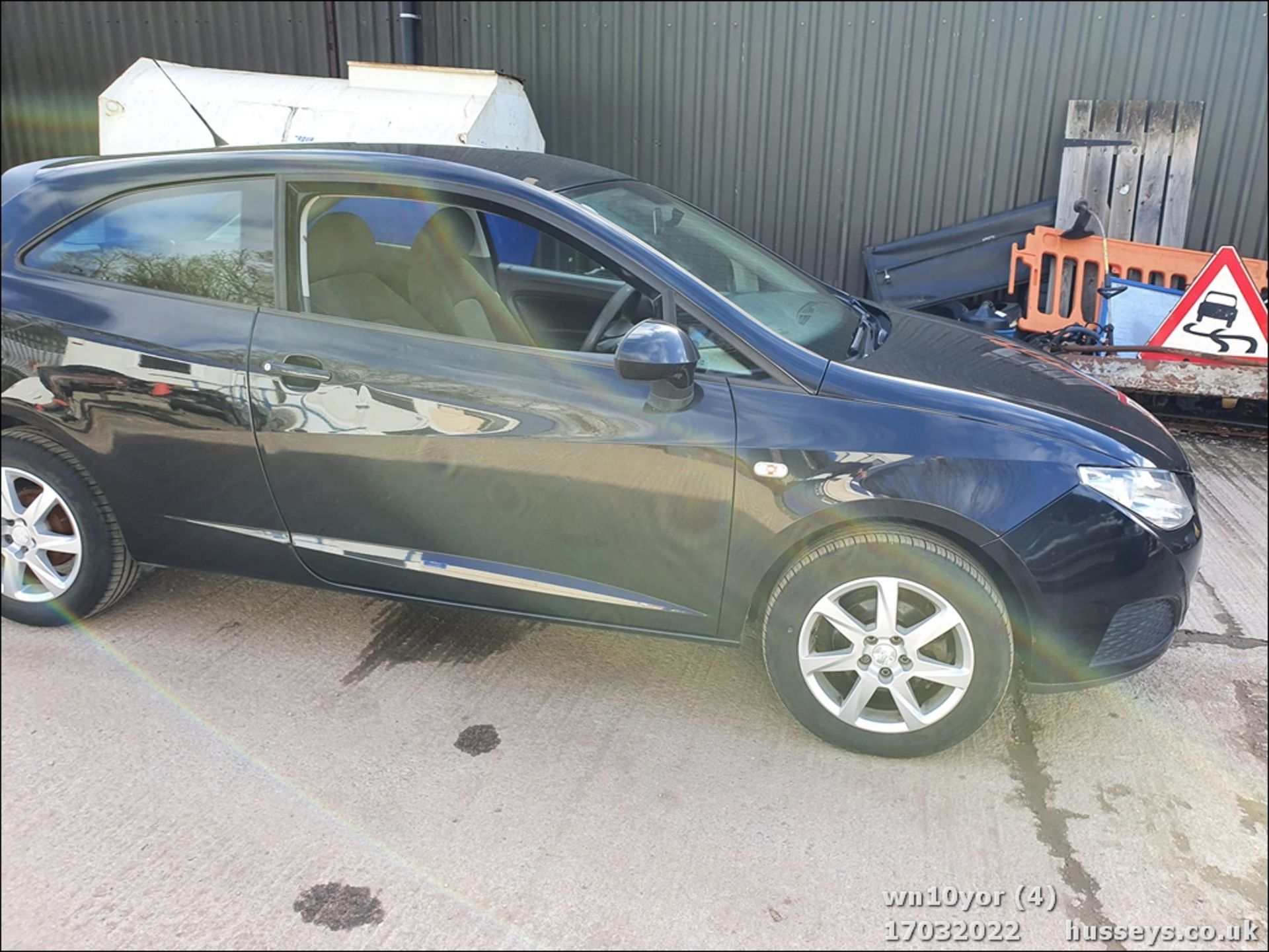 10/10 SEAT IBIZA ECOMOTIVE TDI - 1422cc 3dr Hatchback (Black, 146k) - Image 2 of 27