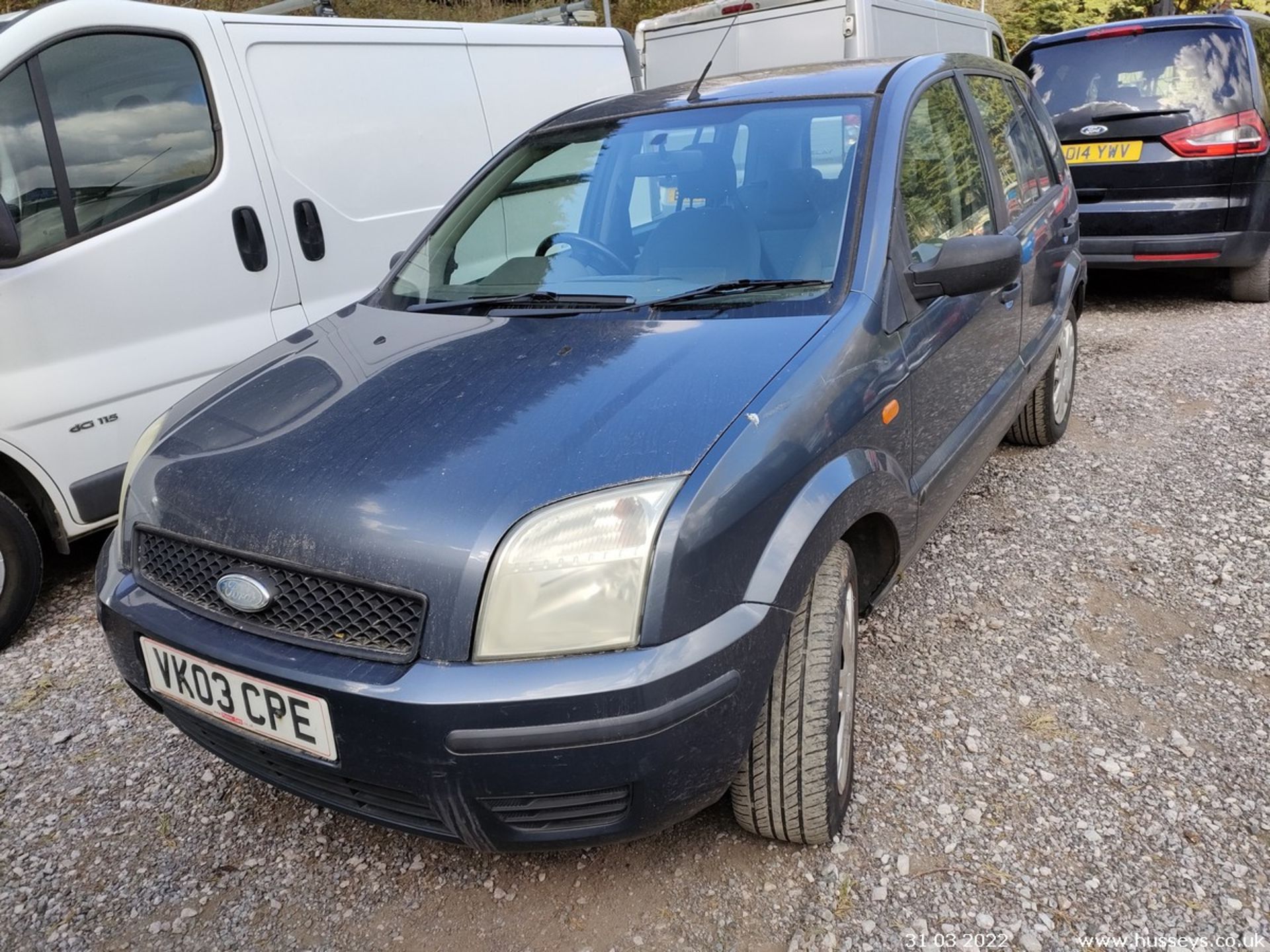 03/03 FORD FUSION 2 16V - 1388cc 5dr Hatchback (Grey) - Image 2 of 20