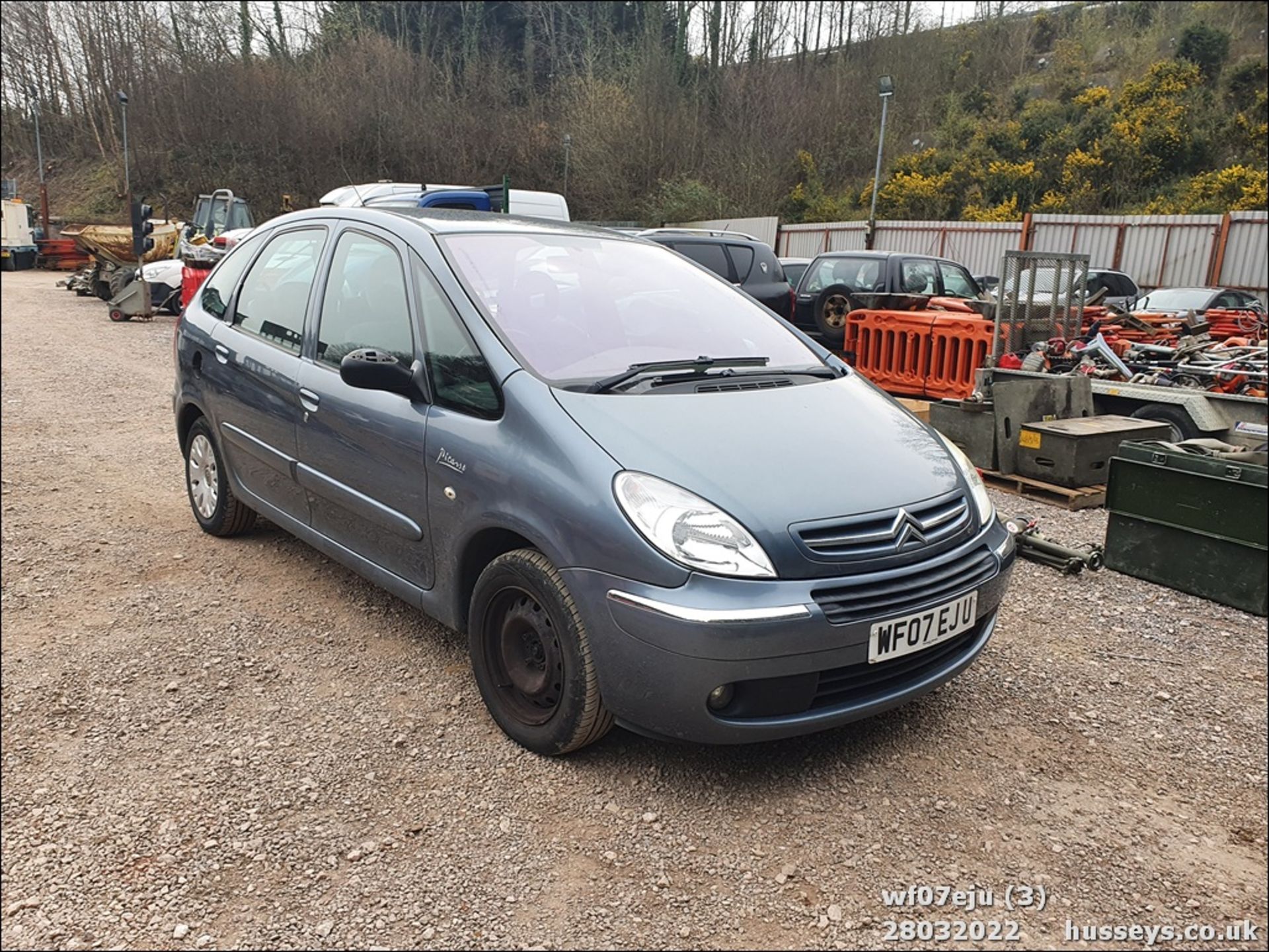 07/07 CITROEN XSARA PICASSO DESIRE 92 - 1560cc 5dr MPV (Grey) - Image 3 of 32