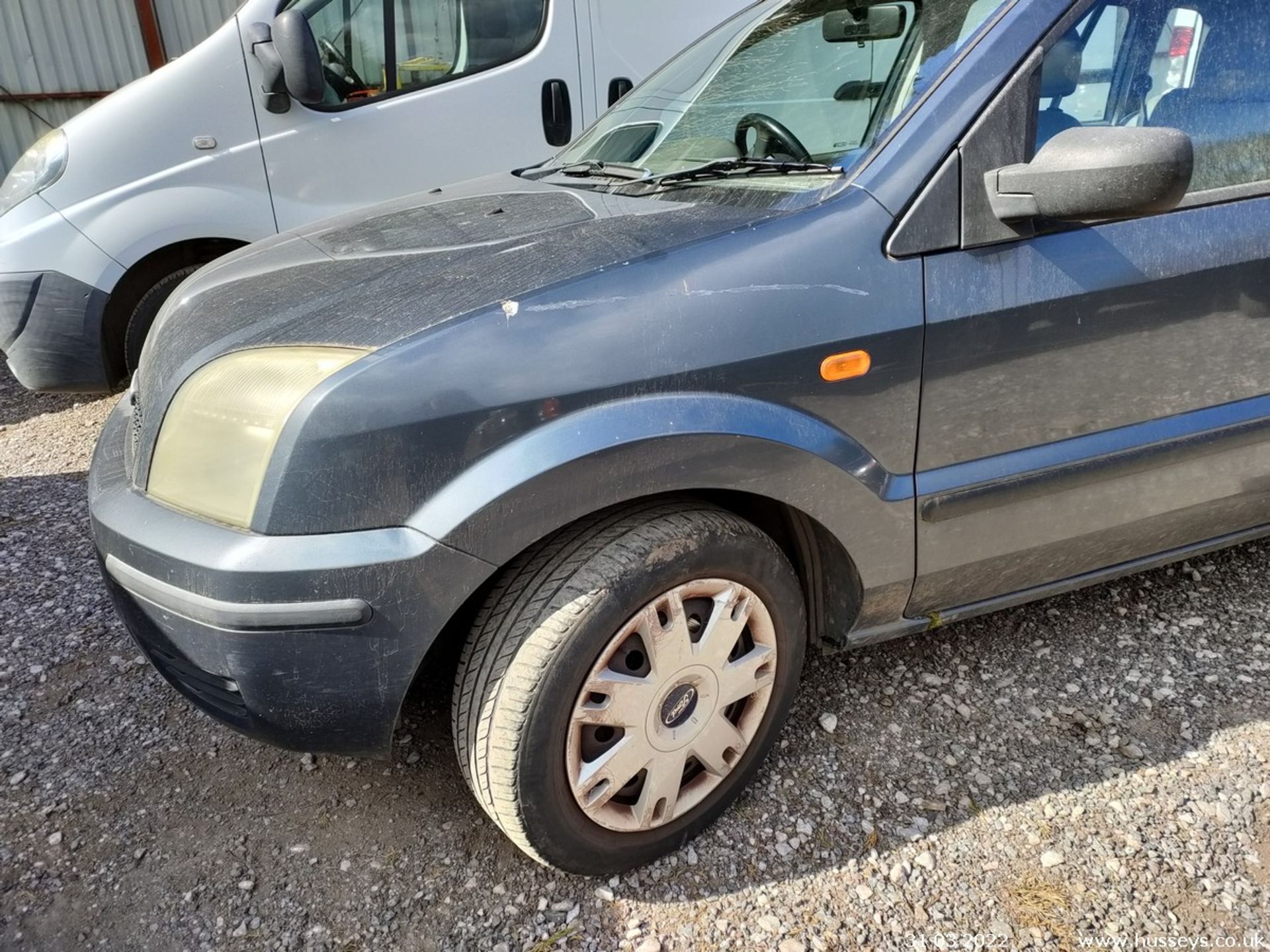 03/03 FORD FUSION 2 16V - 1388cc 5dr Hatchback (Grey) - Image 4 of 20