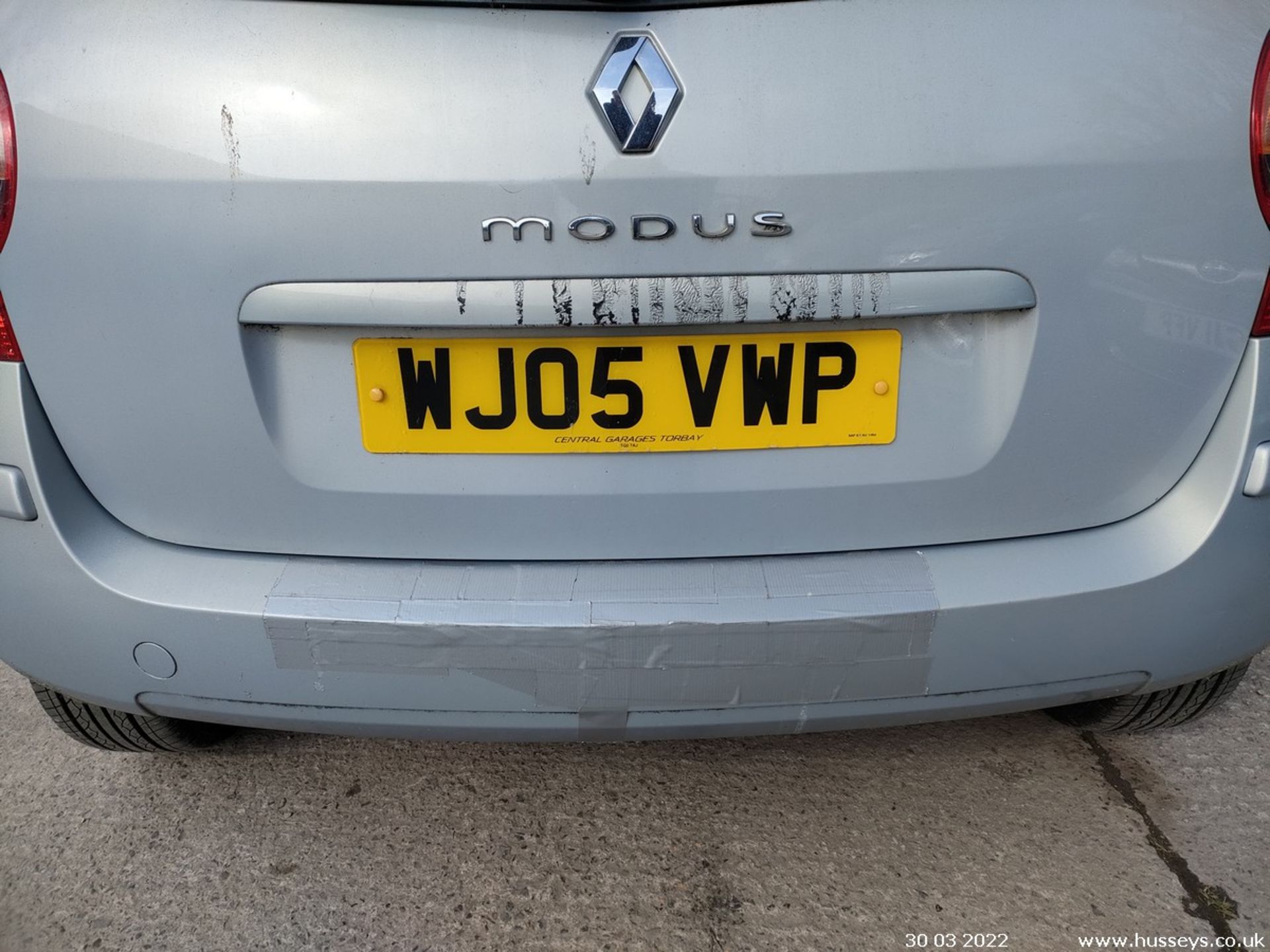 05/05 RENAULT MODUS PRIVILEGE 16V AUTO - 1598cc 5dr Hatchback (Silver) - Image 10 of 19