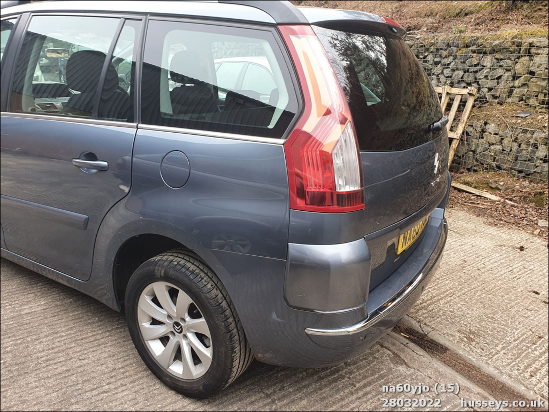 10/60 CITROEN C4 GRAND PICASSO VTR+ HDI - 1560cc 5dr MPV (Grey, 72k) - Image 15 of 45