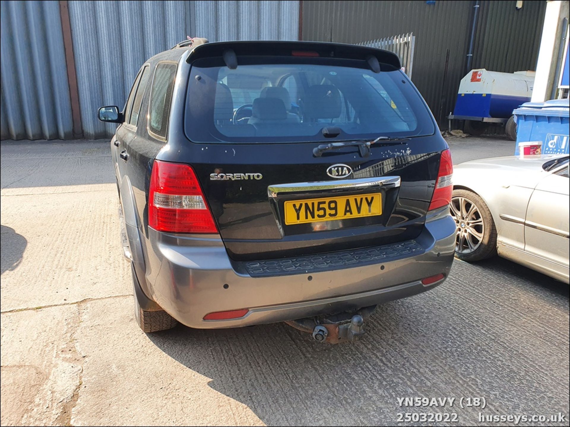 09/59 KIA - 2497cc 5dr MPV (Black, 55k) - Image 18 of 45