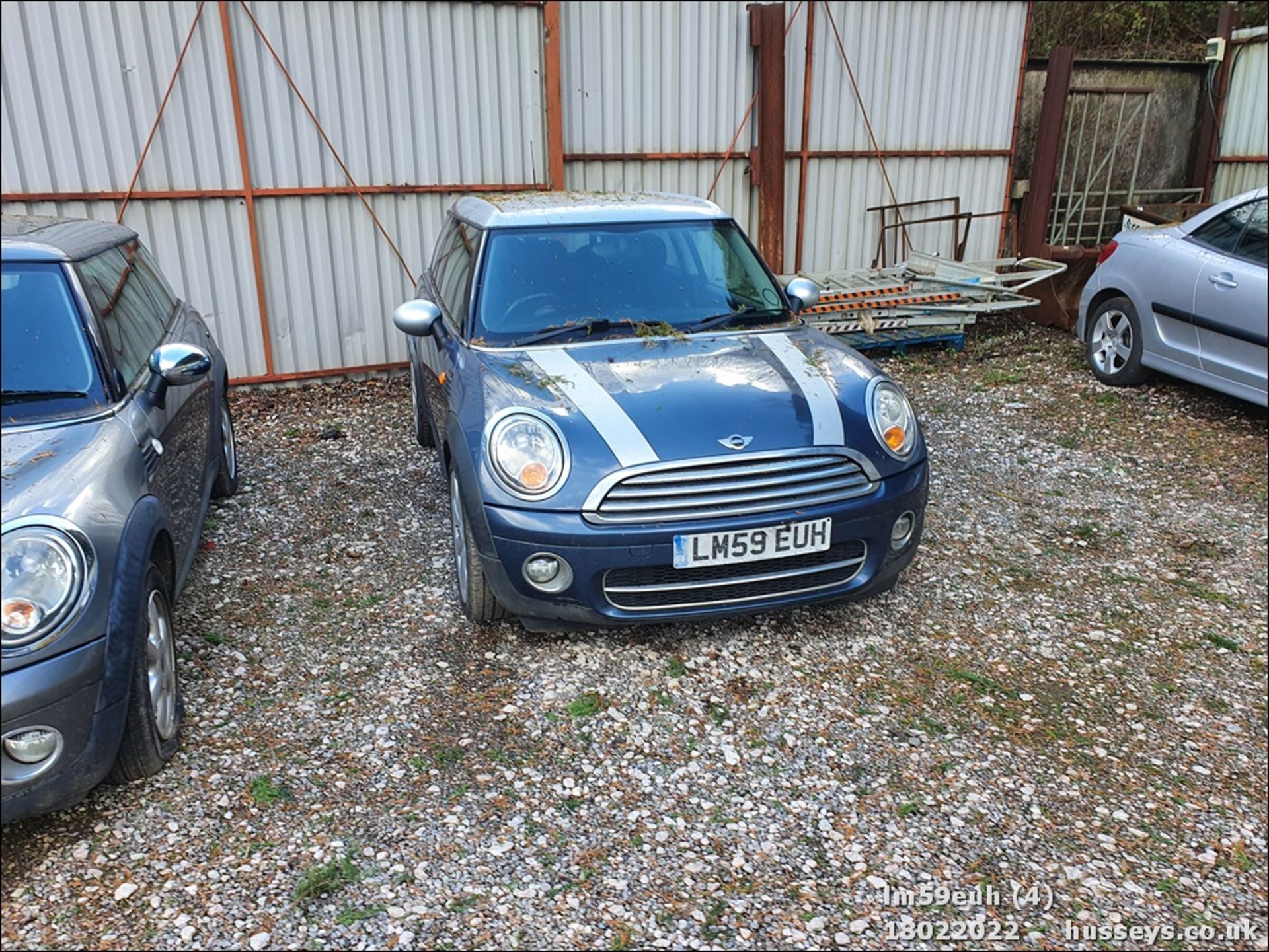 09/59 MINI COOPER D CLUBMAN - 1560cc 5dr Estate (Blue) - Image 32 of 63