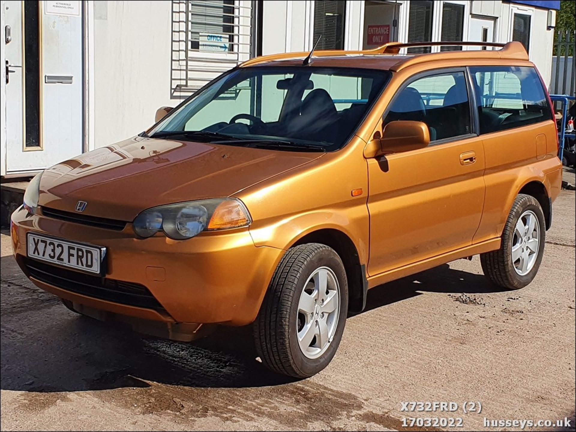 2001 HONDA HR-V AUTO - 1590cc 3dr Estate (Bronze, 101k) - Image 3 of 30